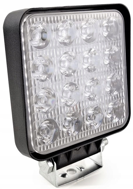 LAMPA ROBOCZA HALOGEN SZPERACZ 15xLED 110x110mm