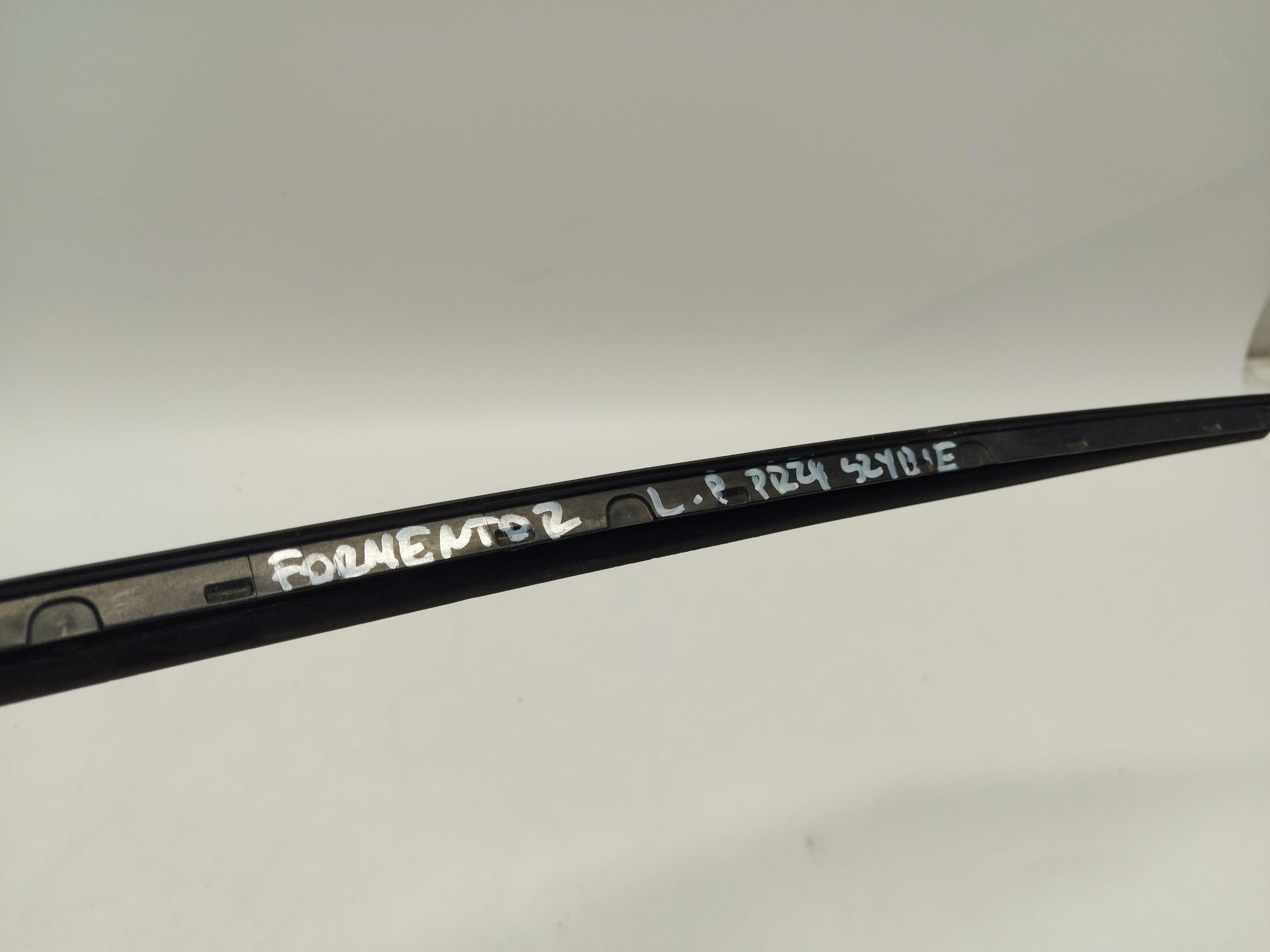 CUPRA FORMENTOR 5FF moulding windows CZOLOWEJ left 5FF854327