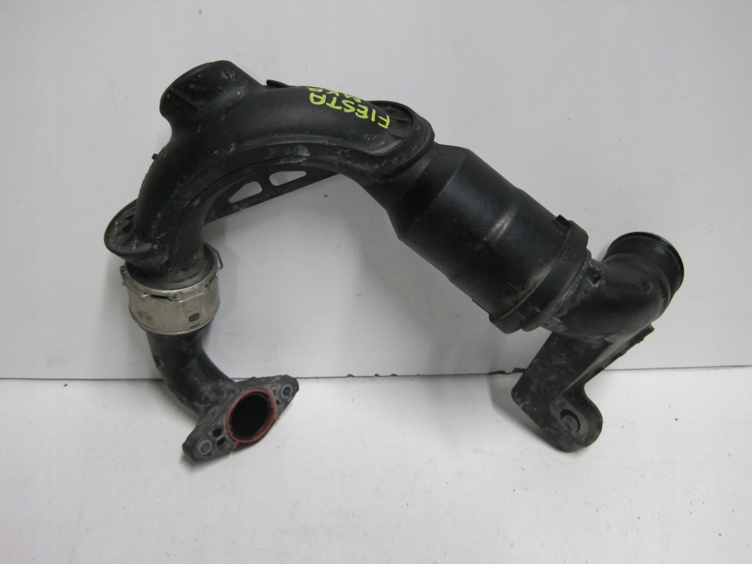 intake air pipe FORD FIESTA MK8 1,0I