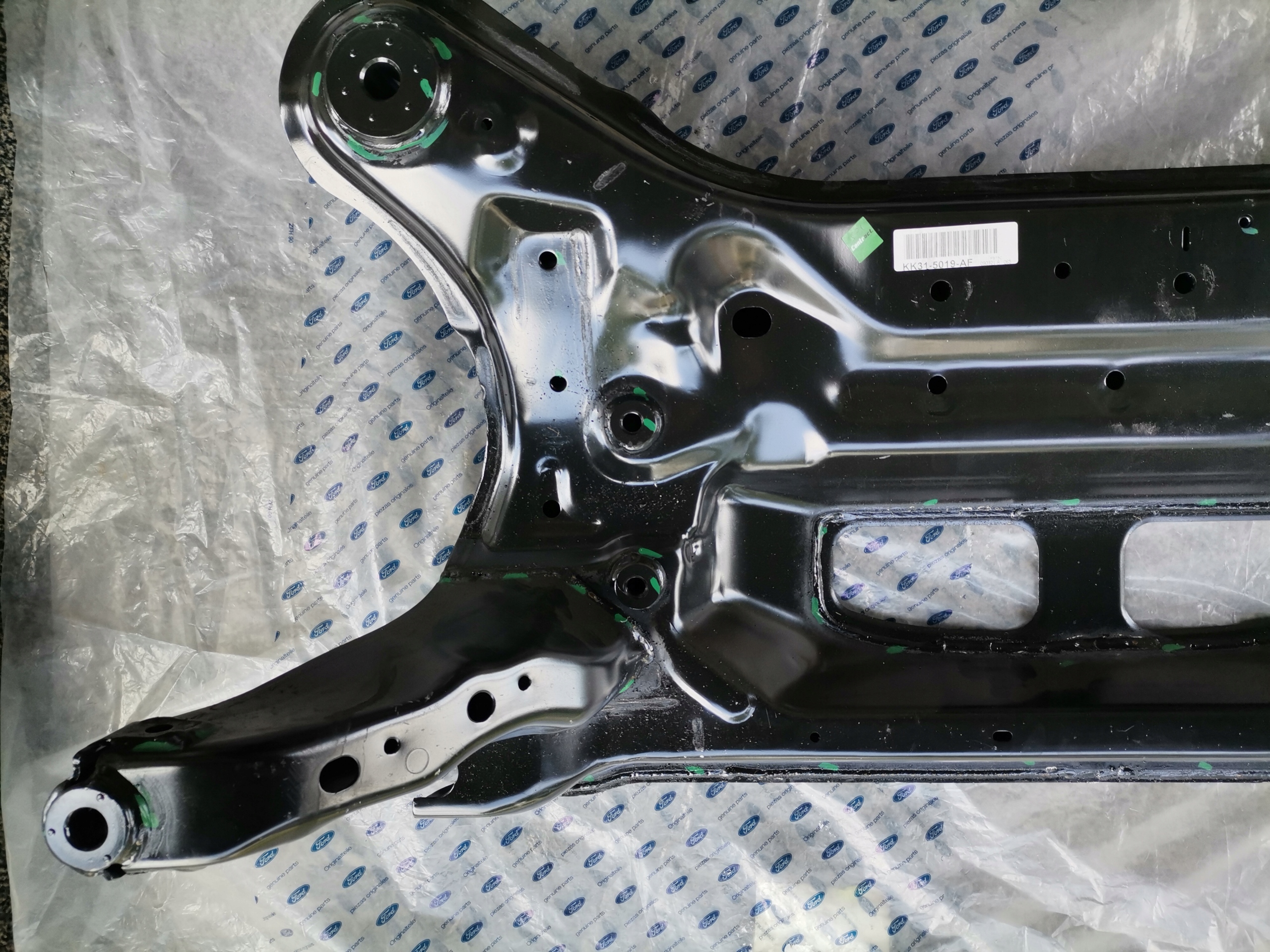 WOZEK SANKI KOLYSKA BELKA FORD TRANSIT MK8 LIFT Engine Type Diesel