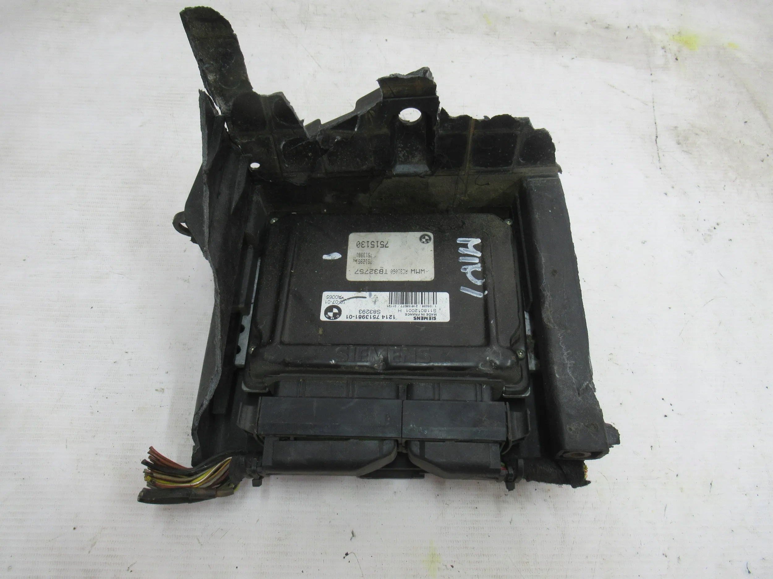 computer control unit of the engine MINI COOPER R50 1.6 16V