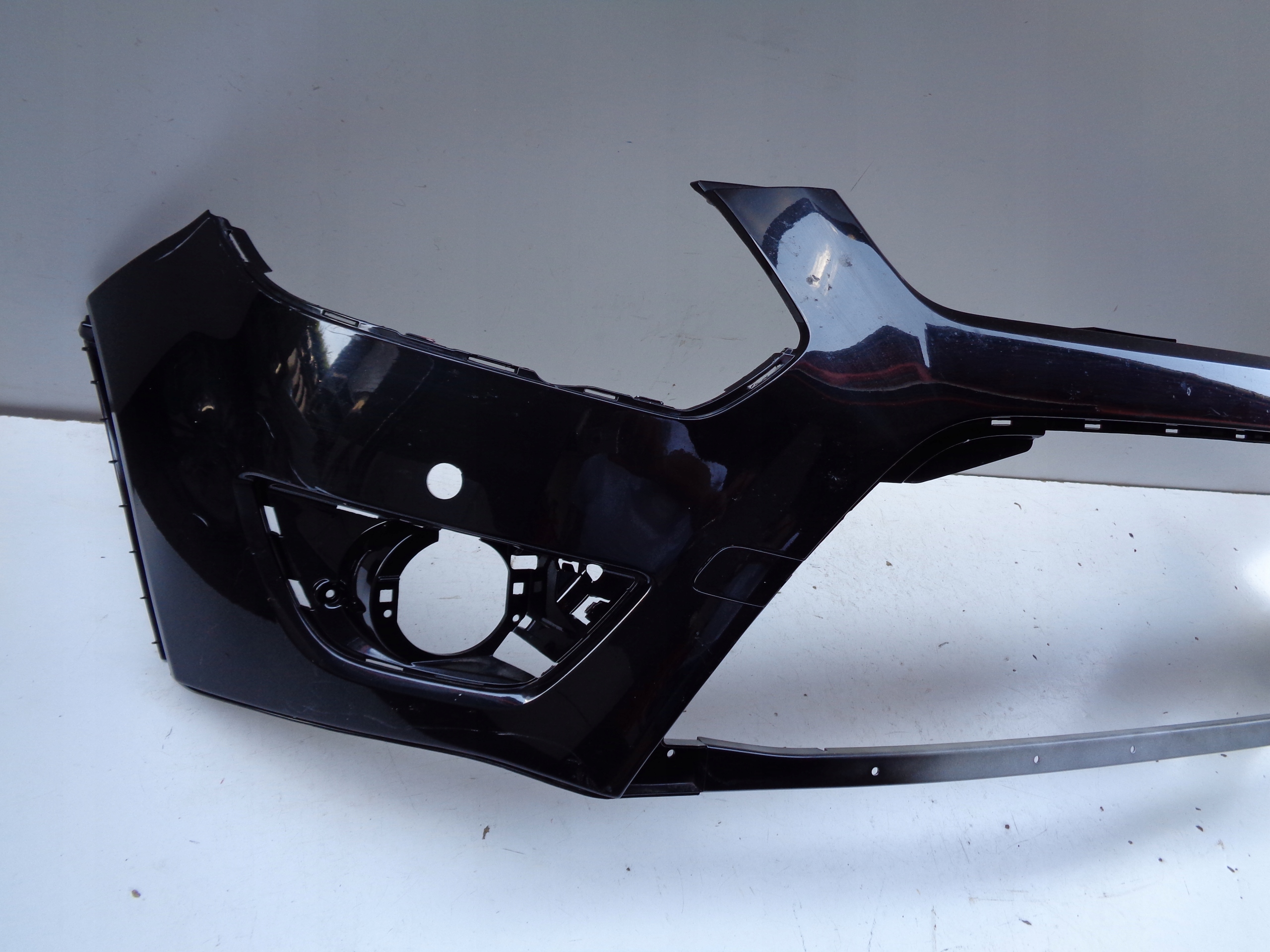 Frontstoßstange FORD KUGA MK1 08-12 NR 52304