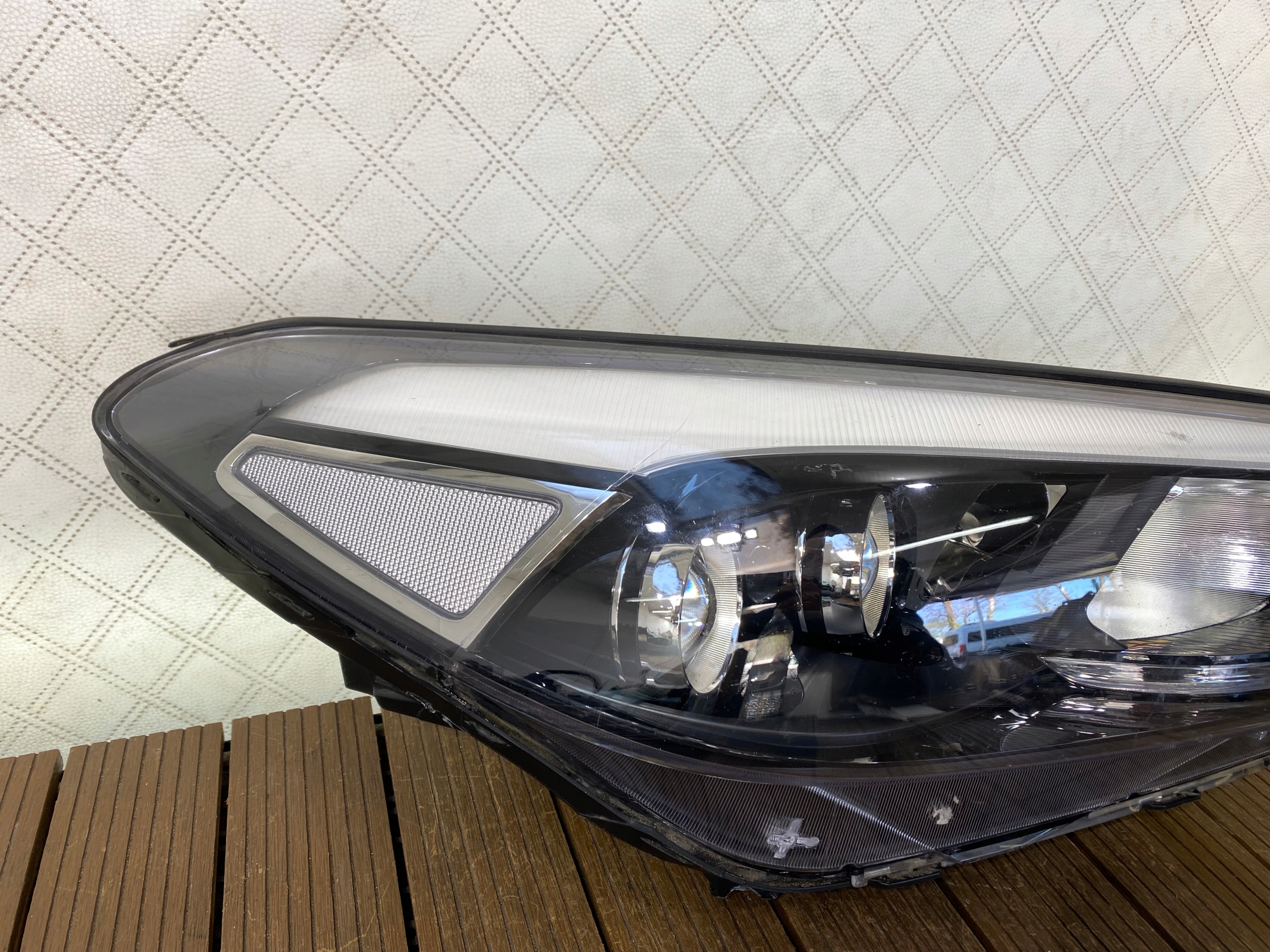 HYUNDAI TUCSON III 15-18 light front right front FULL LED 92102-D7201 EU