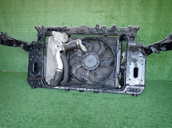 KIA SPORTAGE III 4x4 2.0 CRDI KPL support panel for radiators front