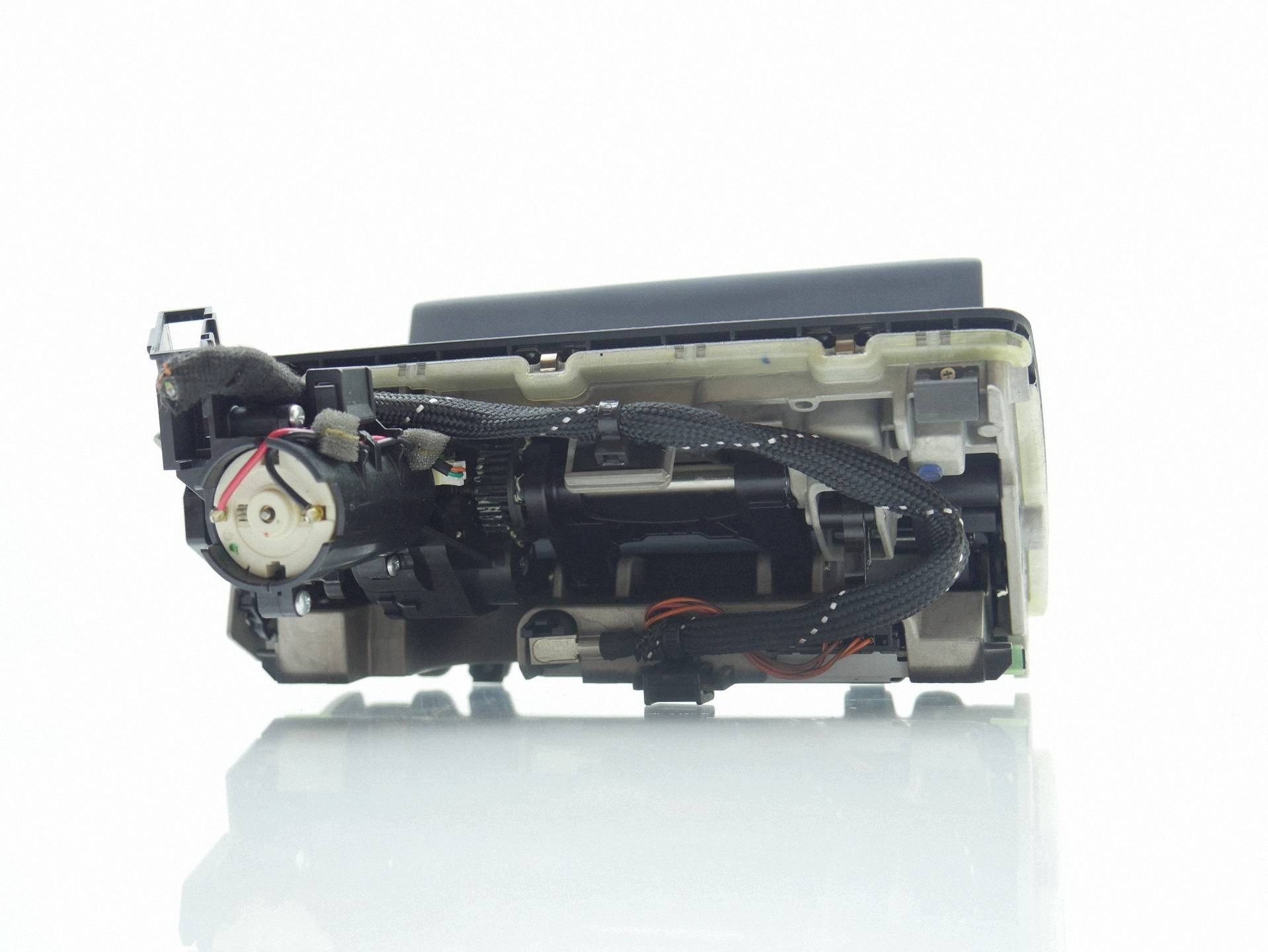 EKRAN display window regulator NAVI navigation devices AUDI A3 S3 8V 8V0857273N