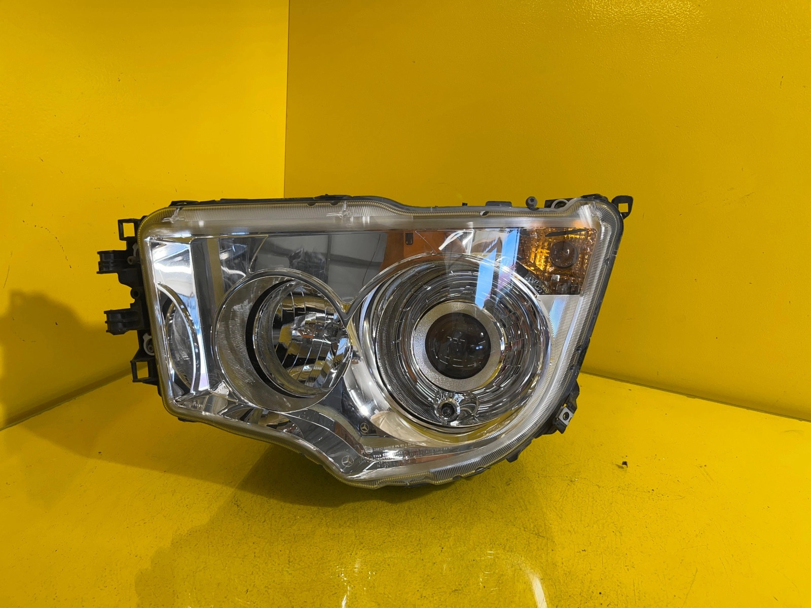 light left MERCEDES ACTROS MP4 W960 XENON A9618207661