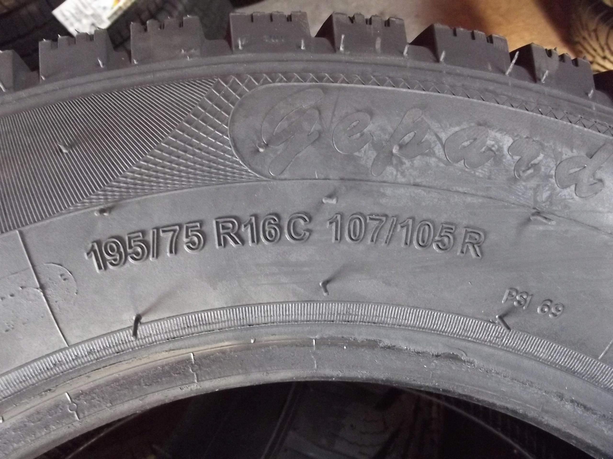 195/75R16C geyer&hasaja gepard snow Model gepard snow