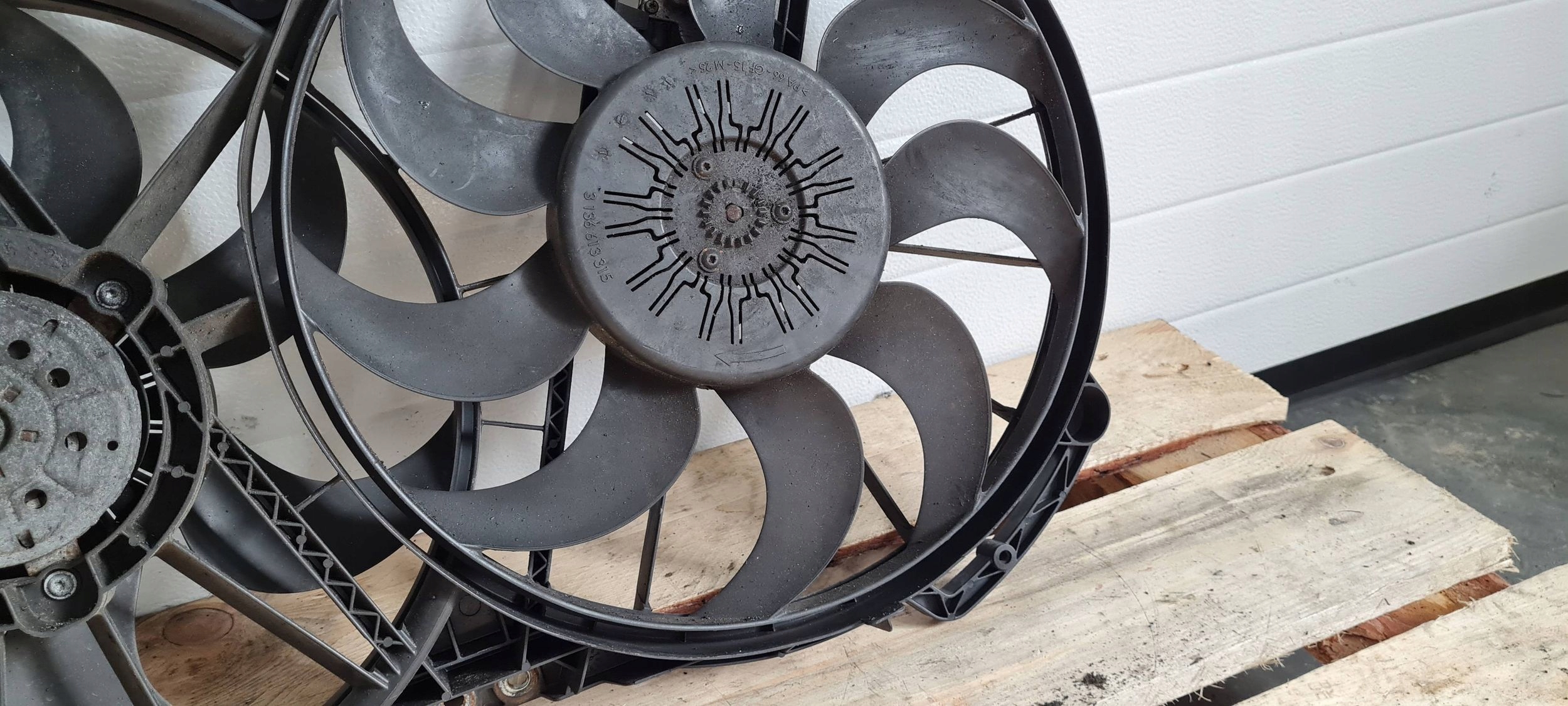 A6 C6 LIFT Ventilateurs Radiateur Boîte Module 3.0 TDI 4F0121003AC