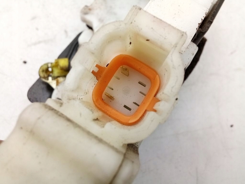 Nissan Pathfinder R50 lock right front front