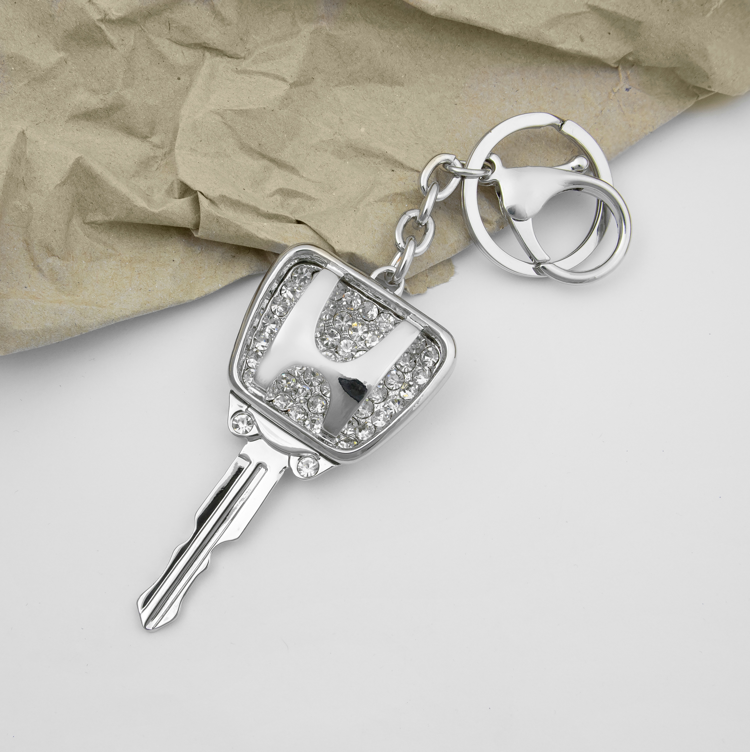 

Brelok breloczek kluczyk Kryształkami Honda