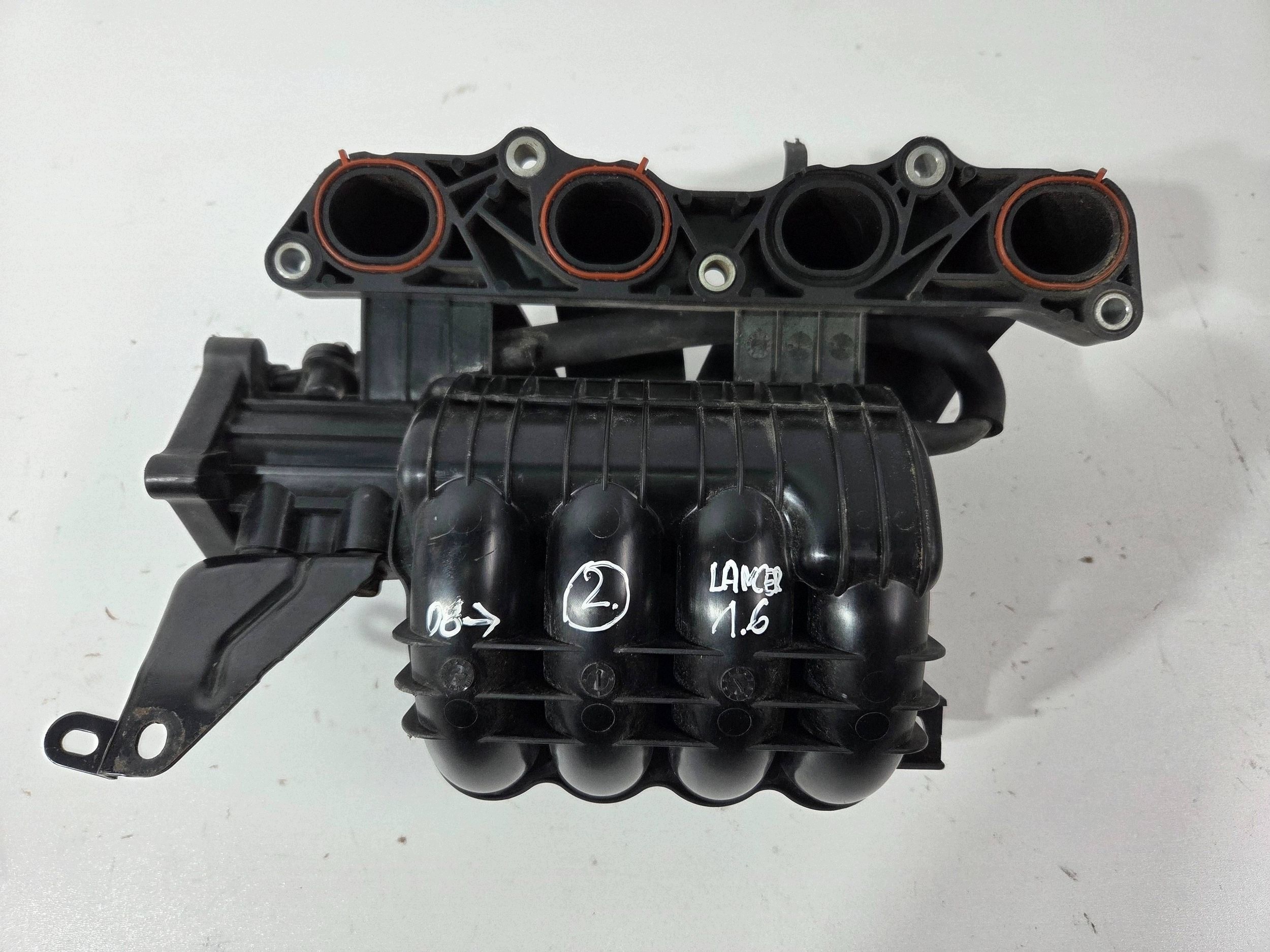 Mitsubishi Lancer / ASX 1,6 intake manifold PA6GF35 (2)