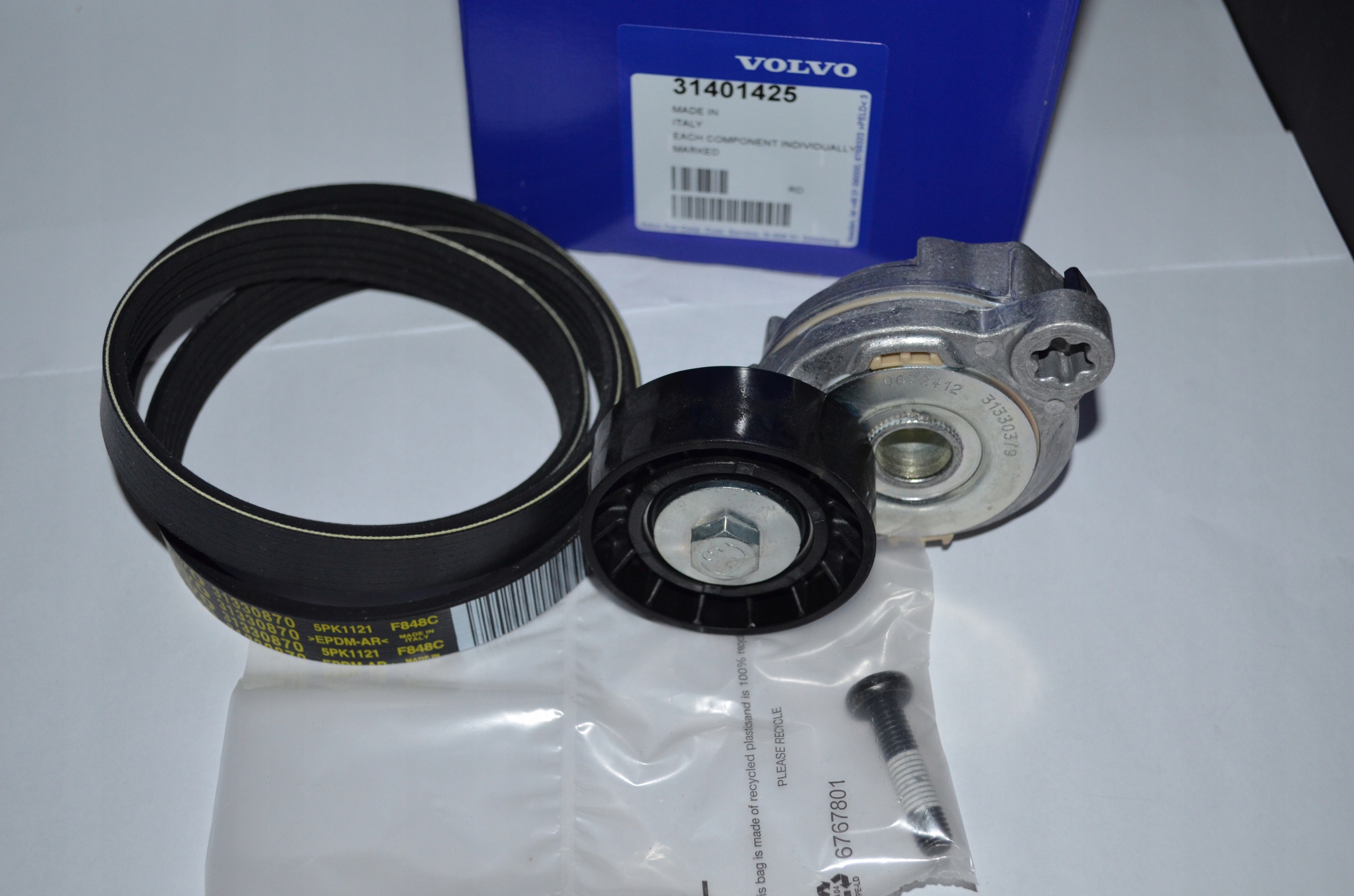 Volvo OE 31401425 zestaw paska klinowego wielorowkowego EAN (GTIN) 5906400084051