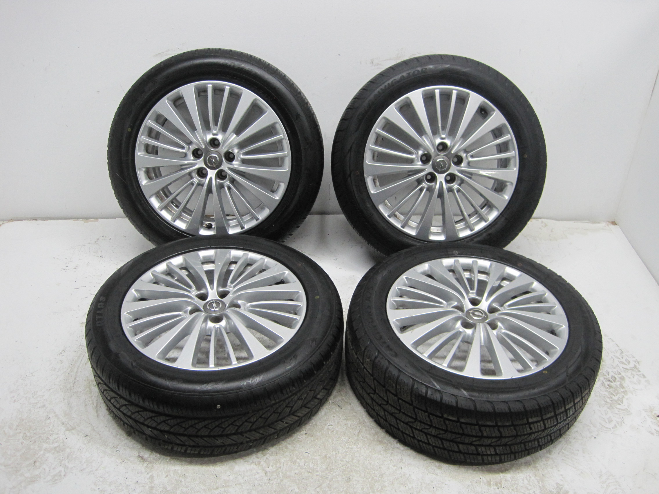 wheels discs tyres OPEL GRANDLAND X R18 M+S 23/24R
