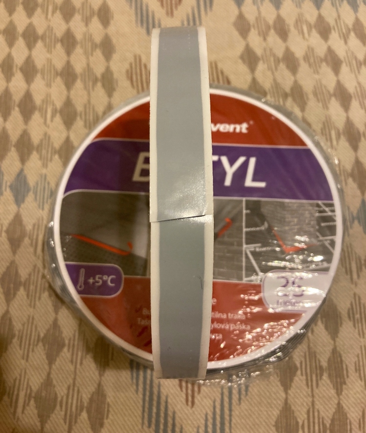 TAŚMA DWUSTRONNA BUTYLOWA DEKARSKA USZCZELNIAJĄCA EUROVENT BUTYL 15mm 25mb EAN (GTIN) 4260308876288