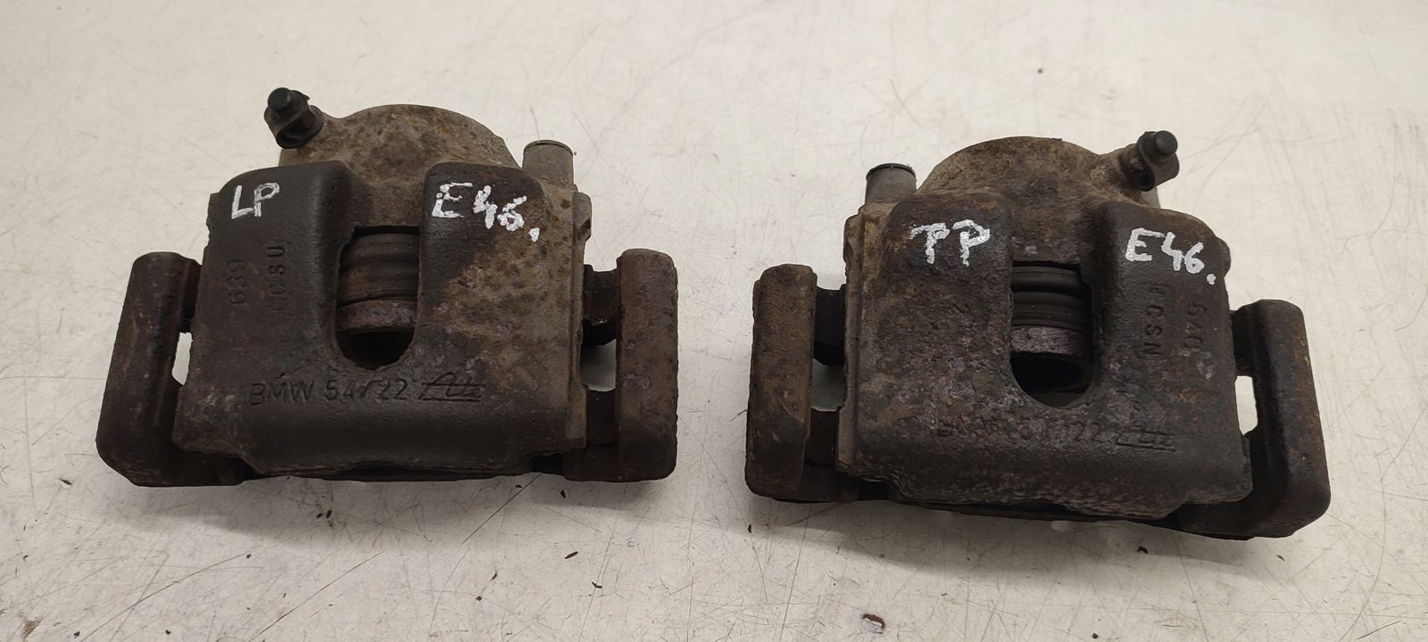 caliper front front right left BMW E46 LIFT 2,2 petrol