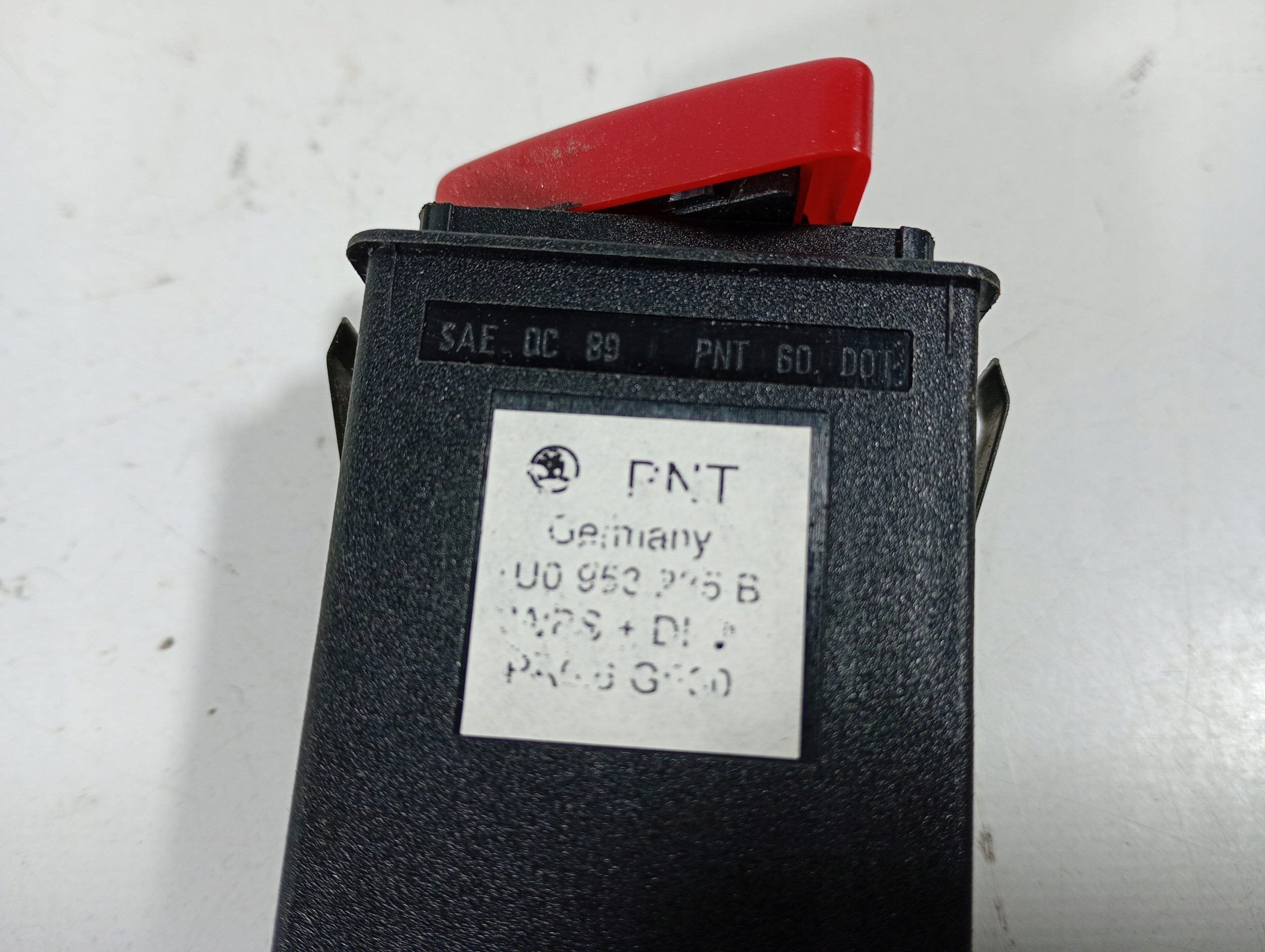 SKODA Octavia 1 95-10 switch light switch of warning lights OE 1U0953225B