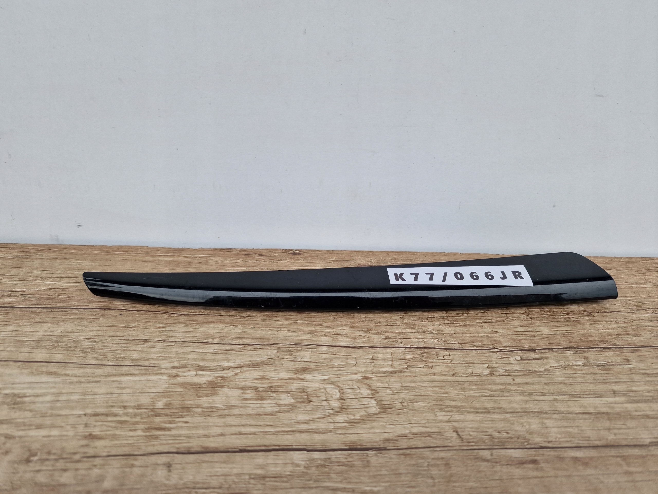 MAZDA VI 6 12-16 ROK right moulding grille cap