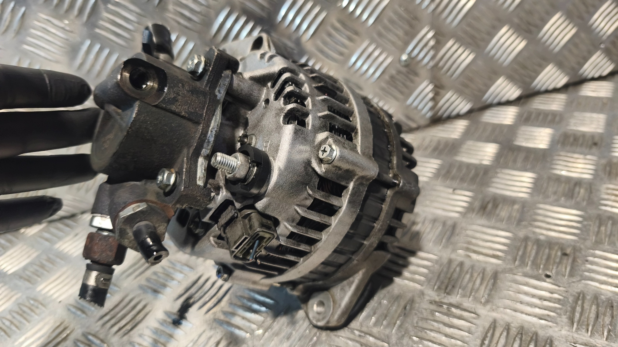 alternator OPEL ASTRA H 2004r 1.7D