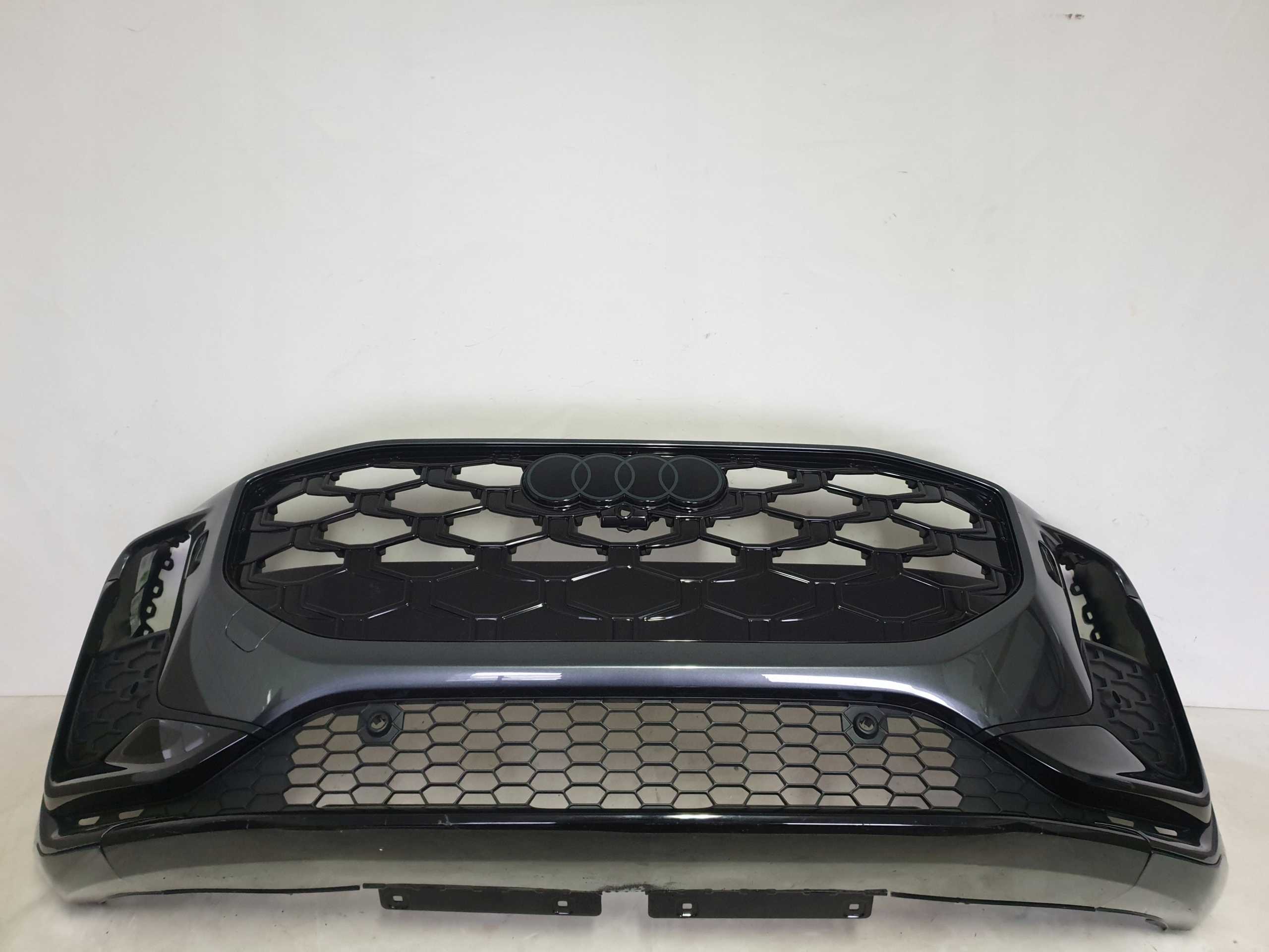 AUDI Q3 III 83H S-LINE 25-> bumper front front 6xPDC washers 83H807437D