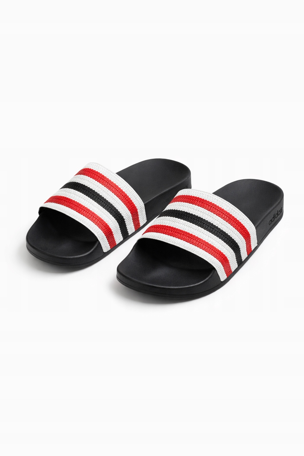 Adidas Klasické Černé Nazouváky S Červenobílým Páskem 42 I2A