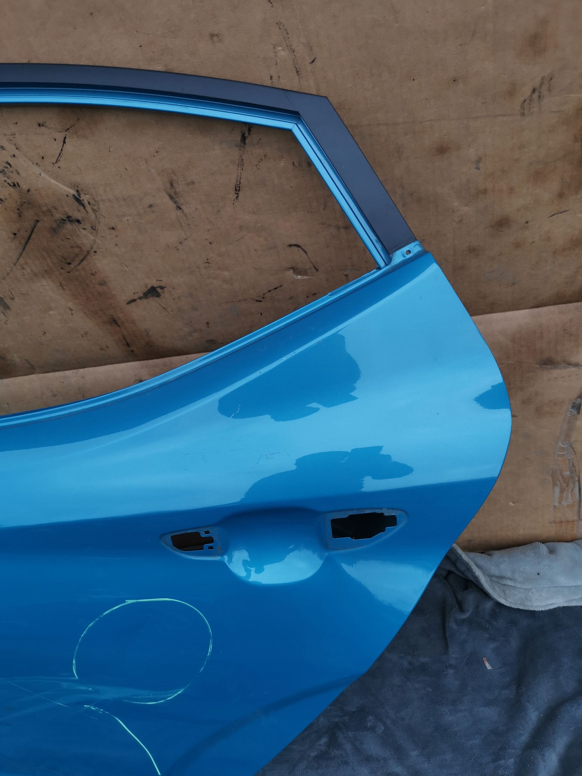 ajtó bal hátsó HYUNDAI i10 III 3 far bal