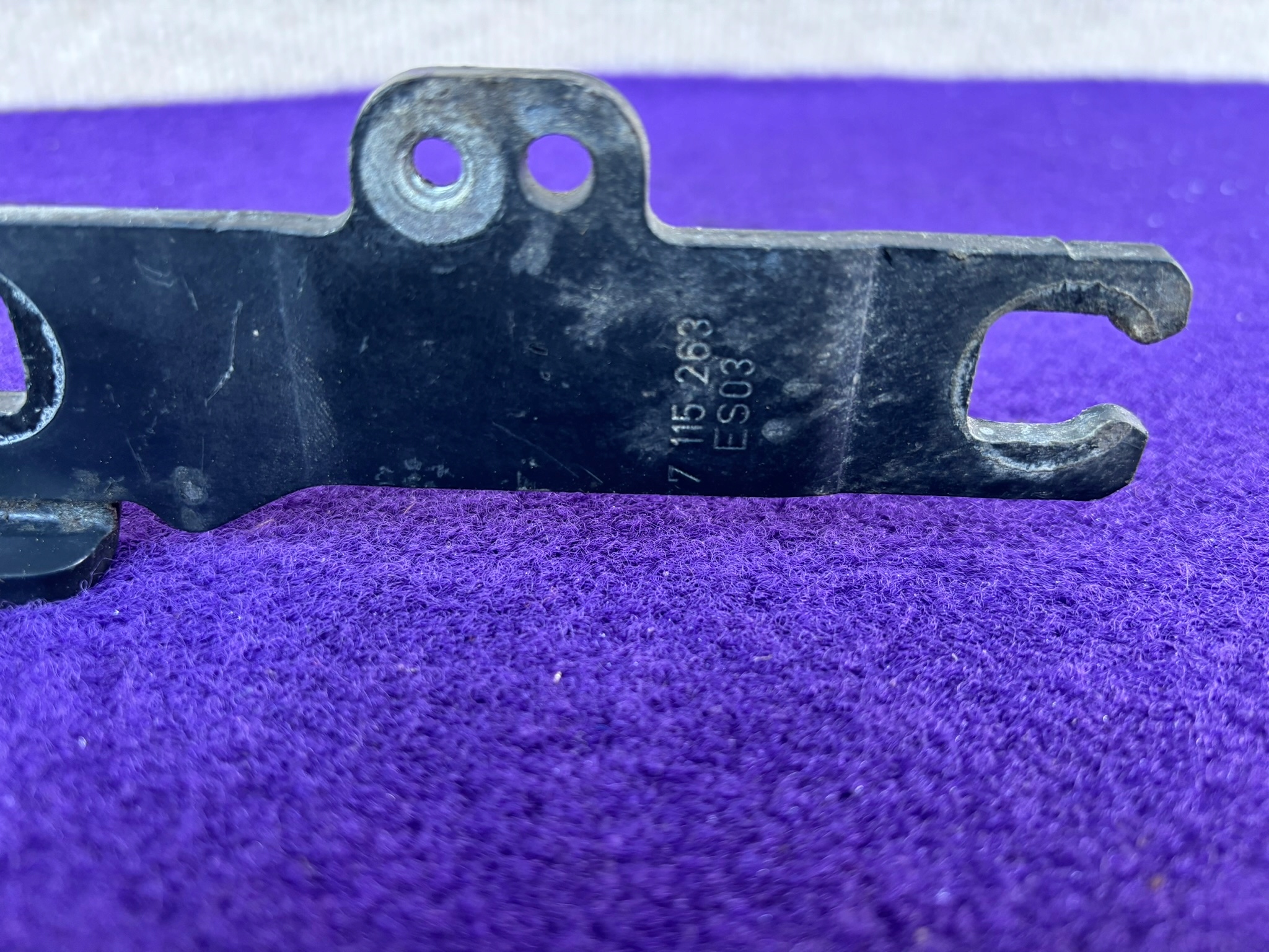 left hinge bonnets BMW 3 E90 E91 71115263 KA15/018