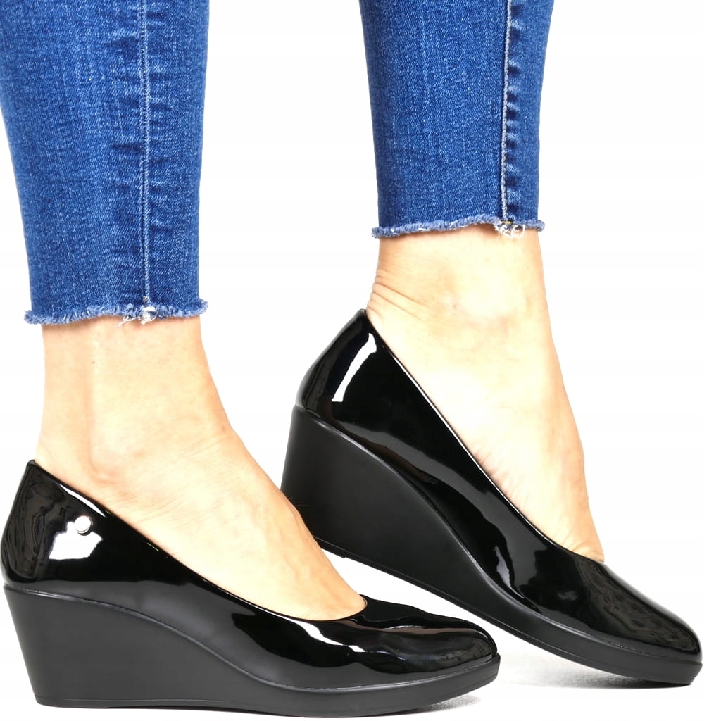 Černé Lakované Lodičky Dámské Polobotky Na Klínku Elegantní Módní 38