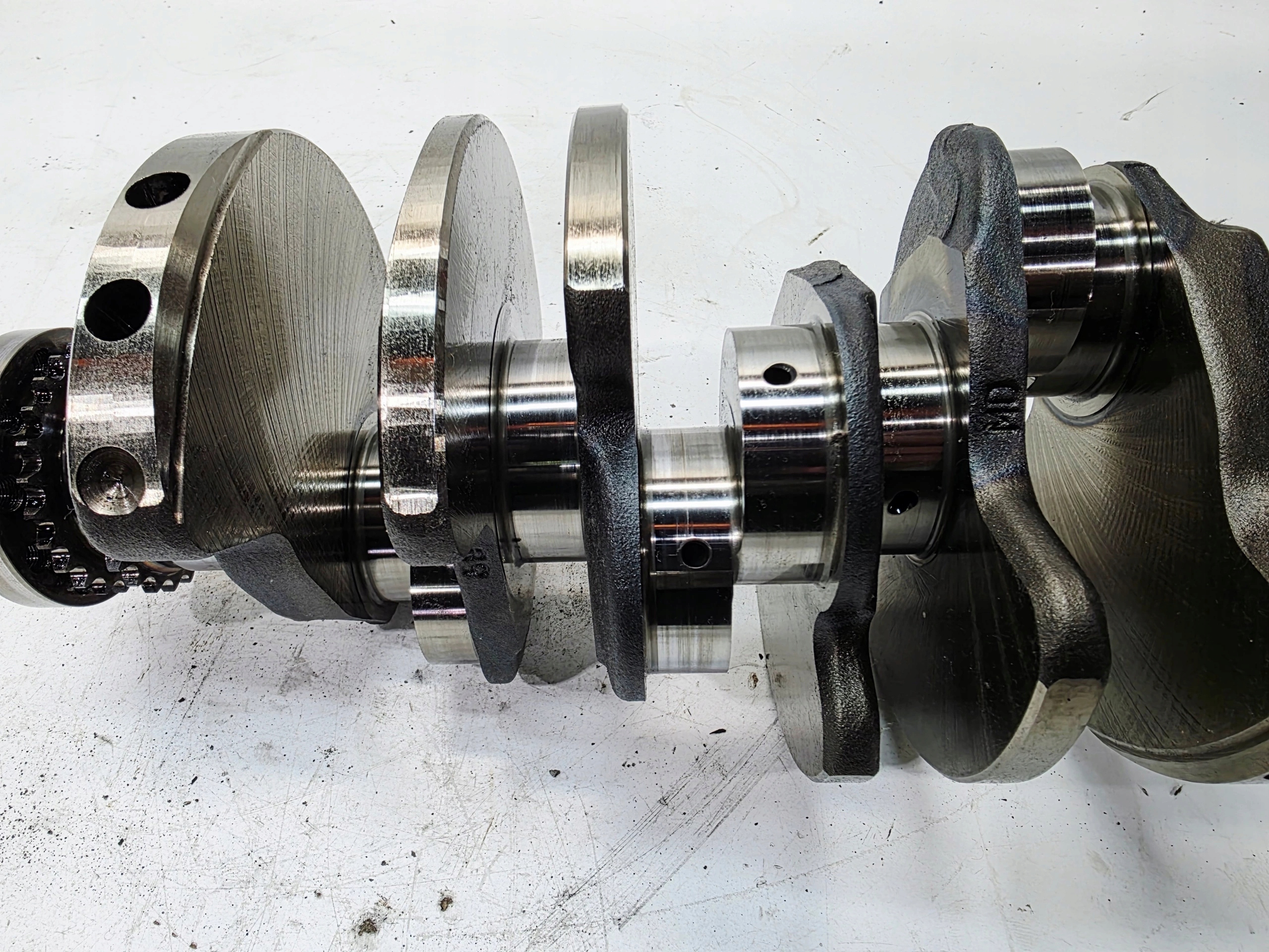 crank AUDI A4 B7 A6 C6 2.7 3.0 TDI ASB BMK 059101AH 4/26