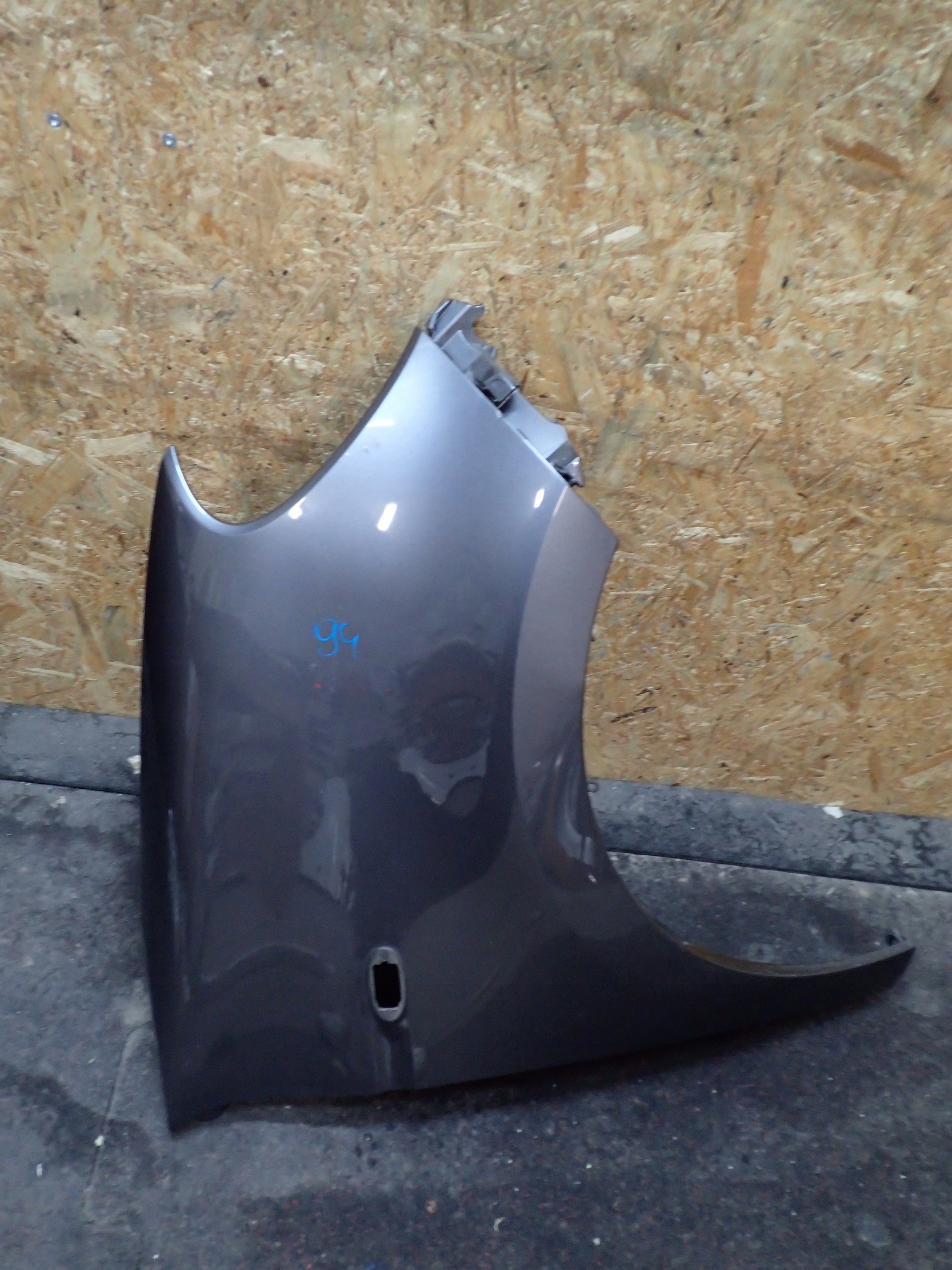 PARAFANGO ANTERIORE DESTRA SMART FORFOUR A453