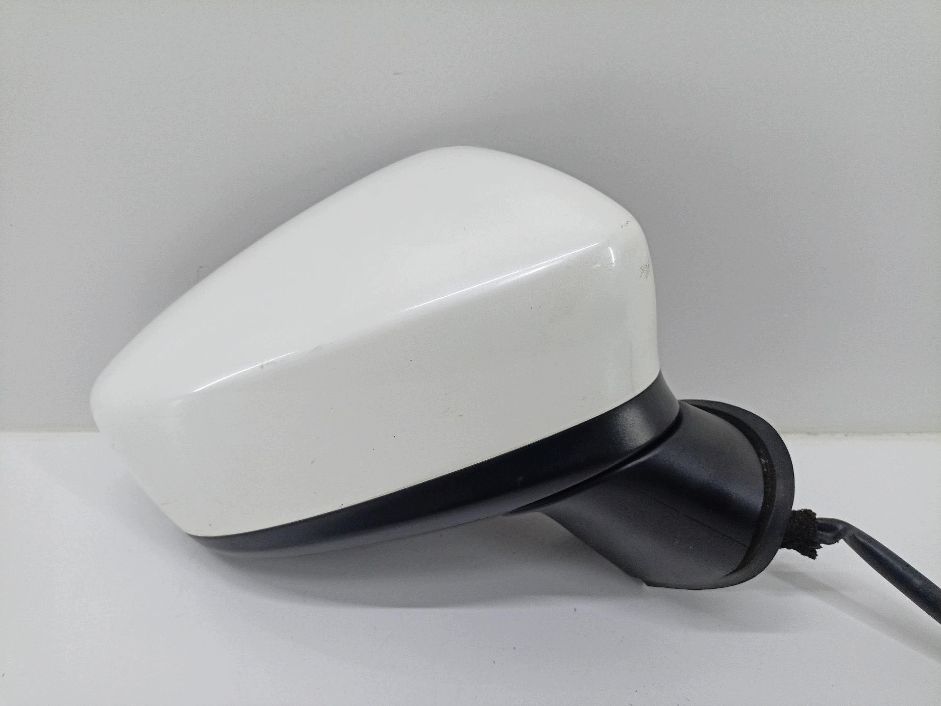 mirror exterior right side Mazda 3 3 2014