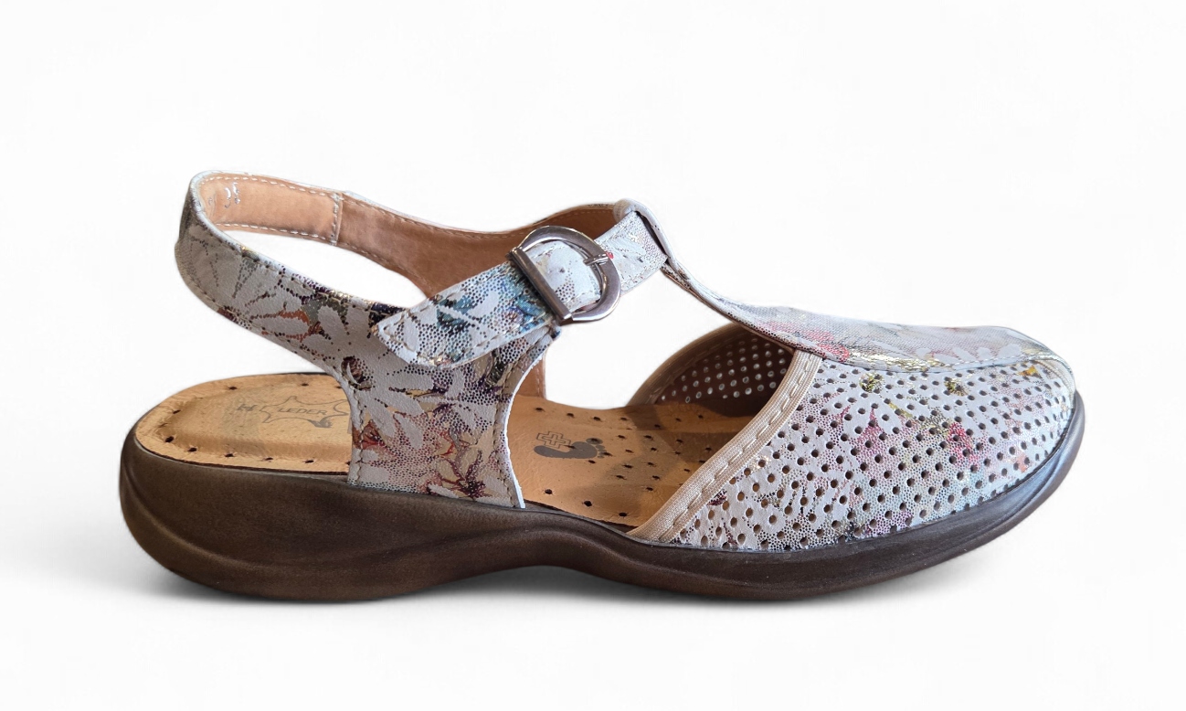 Axel Comfort Dámské Sandály 2530 Tuhost H Zakryté Prsty Kožené vel. 39