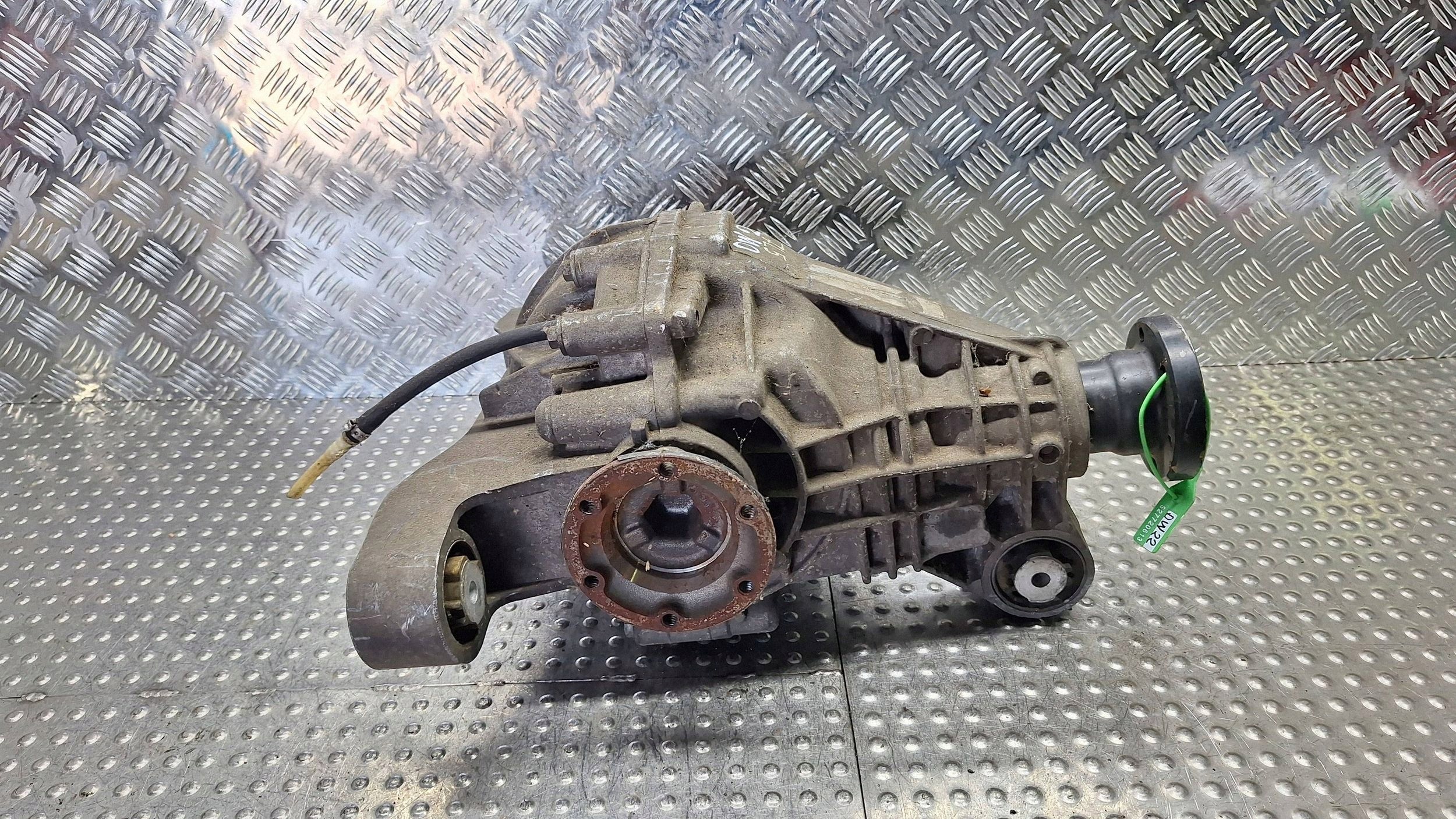 differential diff rear part GLU 0AC525015J PORSCHE CAYENNE S 7L 4.5 B