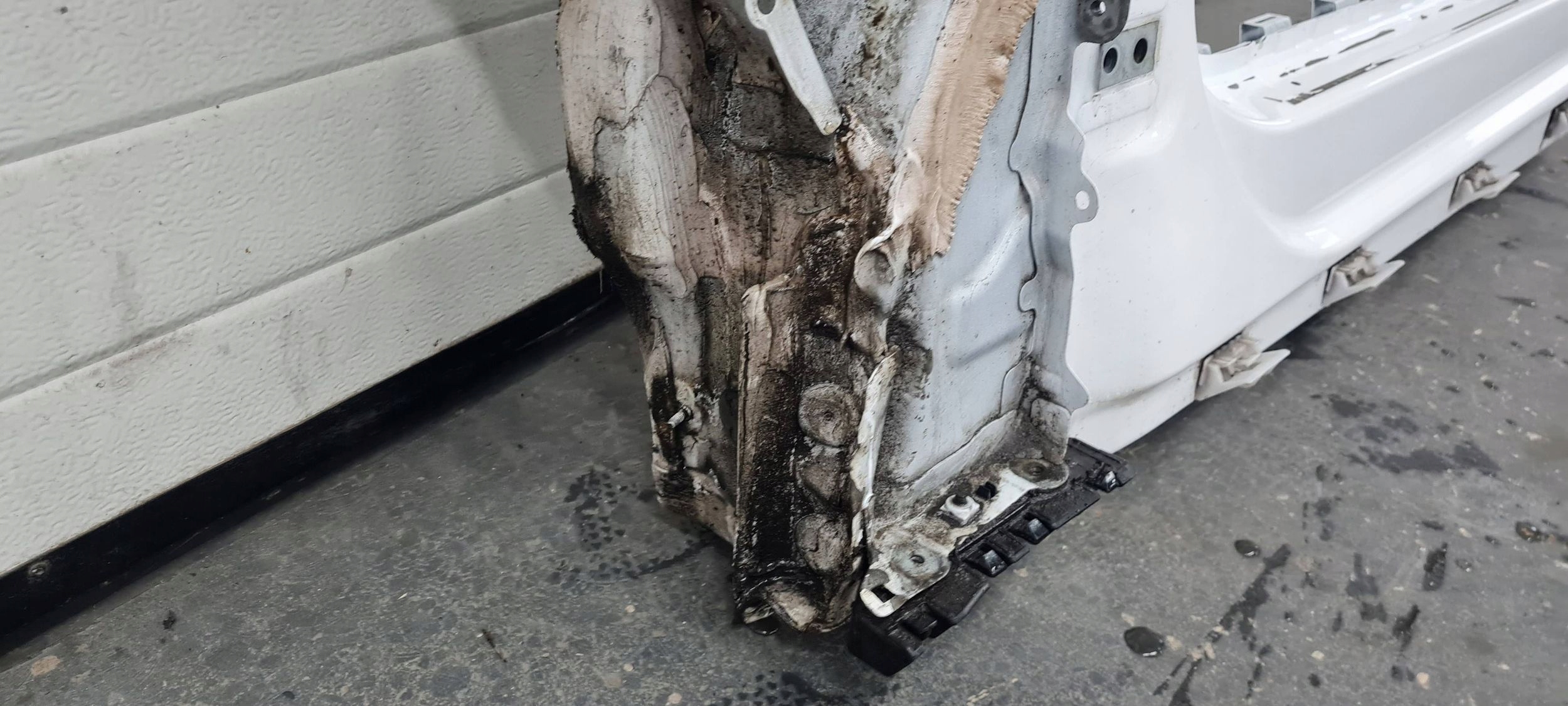 S5 8W A5 threshold pillar left left front side SLUPKA COUPE LY9C
