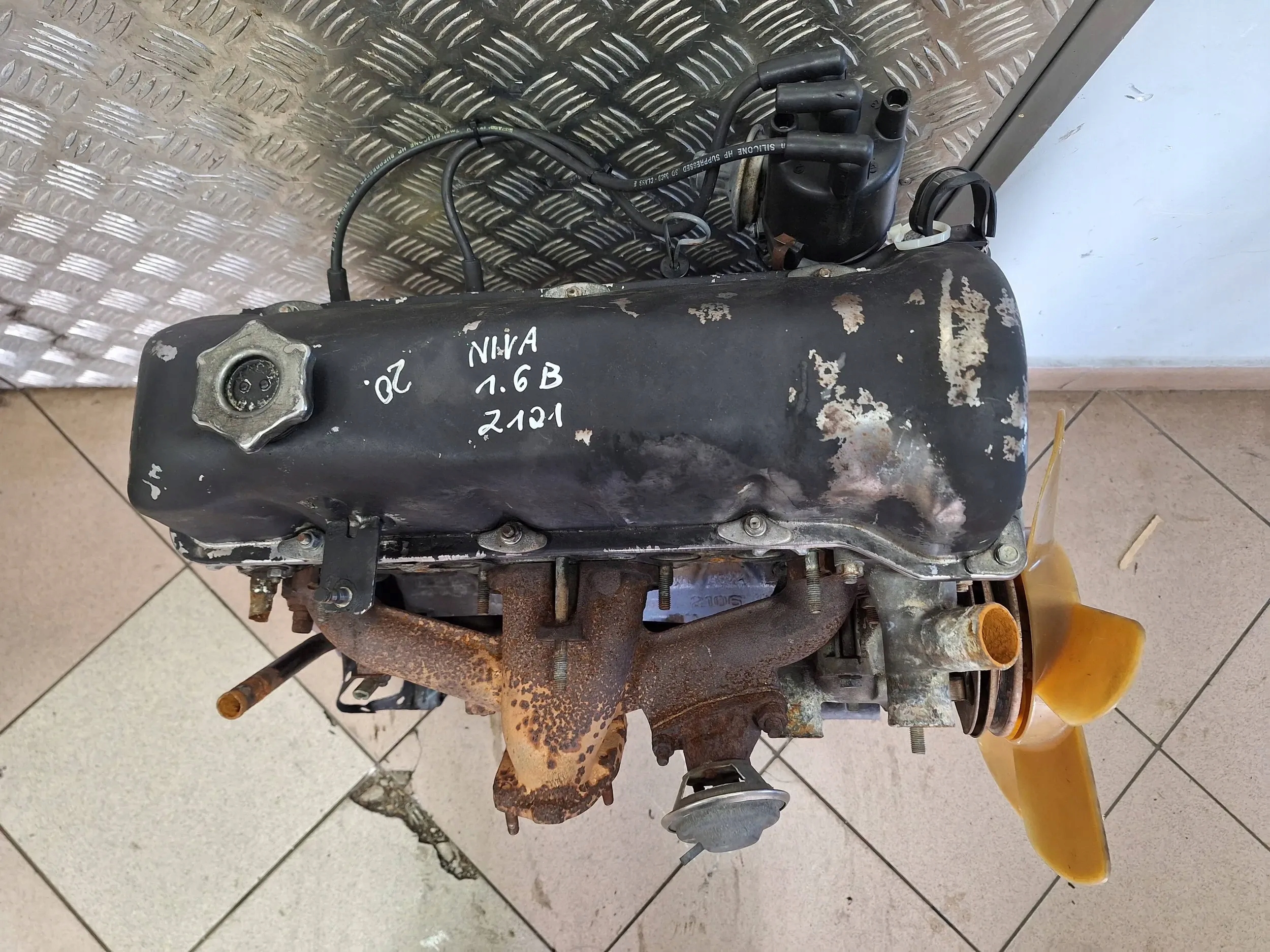 MOTEUR LADA NIVA 1.6 B 2121