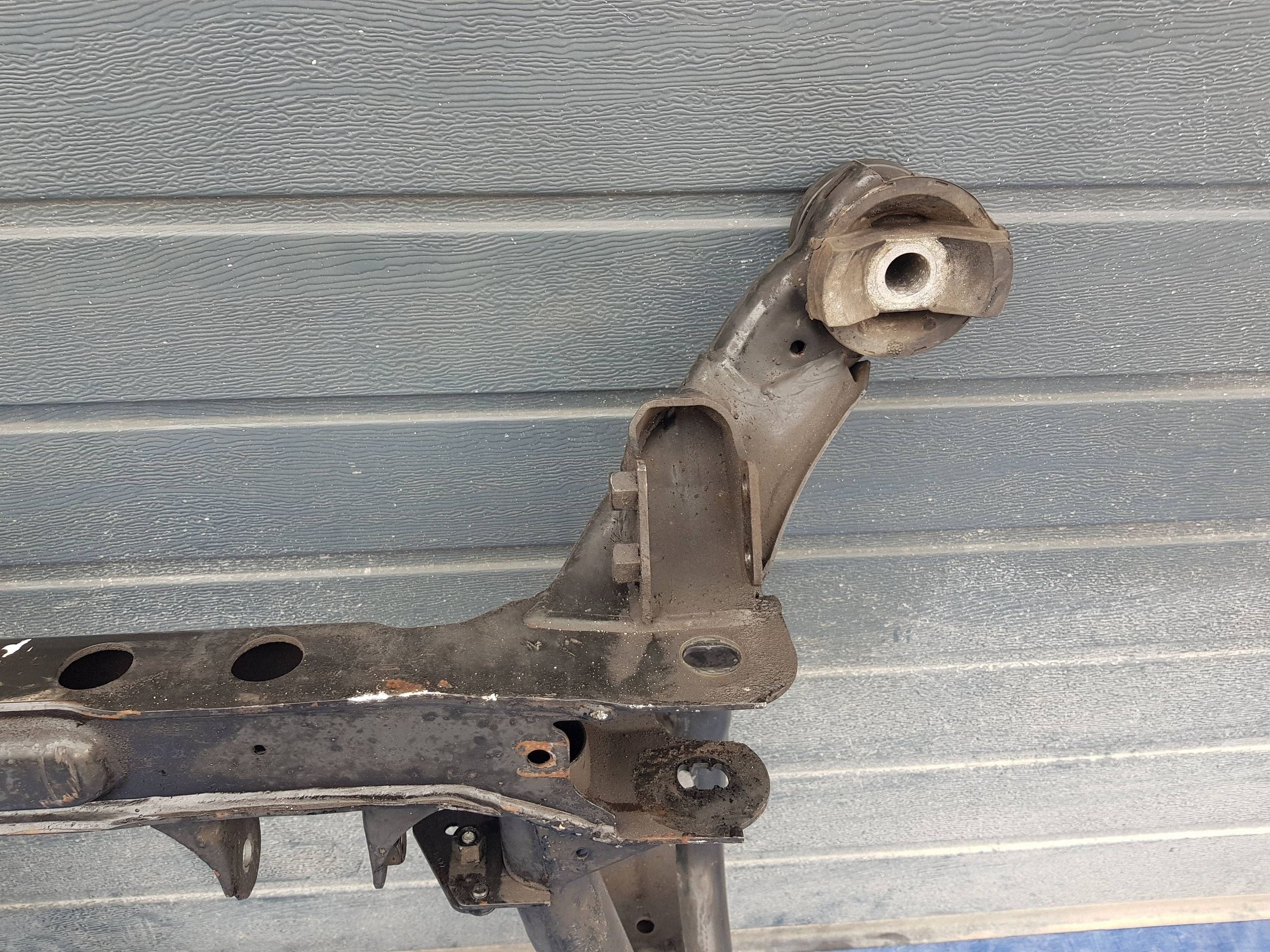axle beam subframe axle beam of the engine front front MERCEDES ML W164 GL X164