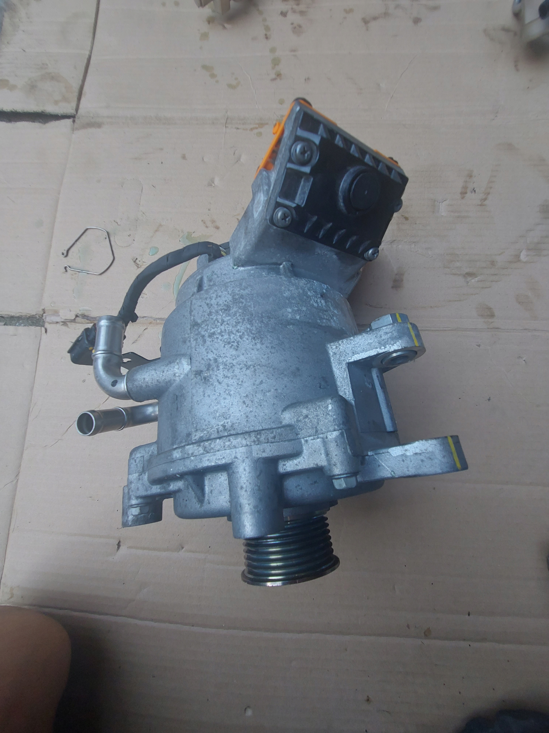 ALTERNATOR HYUNDAI TUCSON IV 1.6 HYBRYDA Producent części Hyundai OE