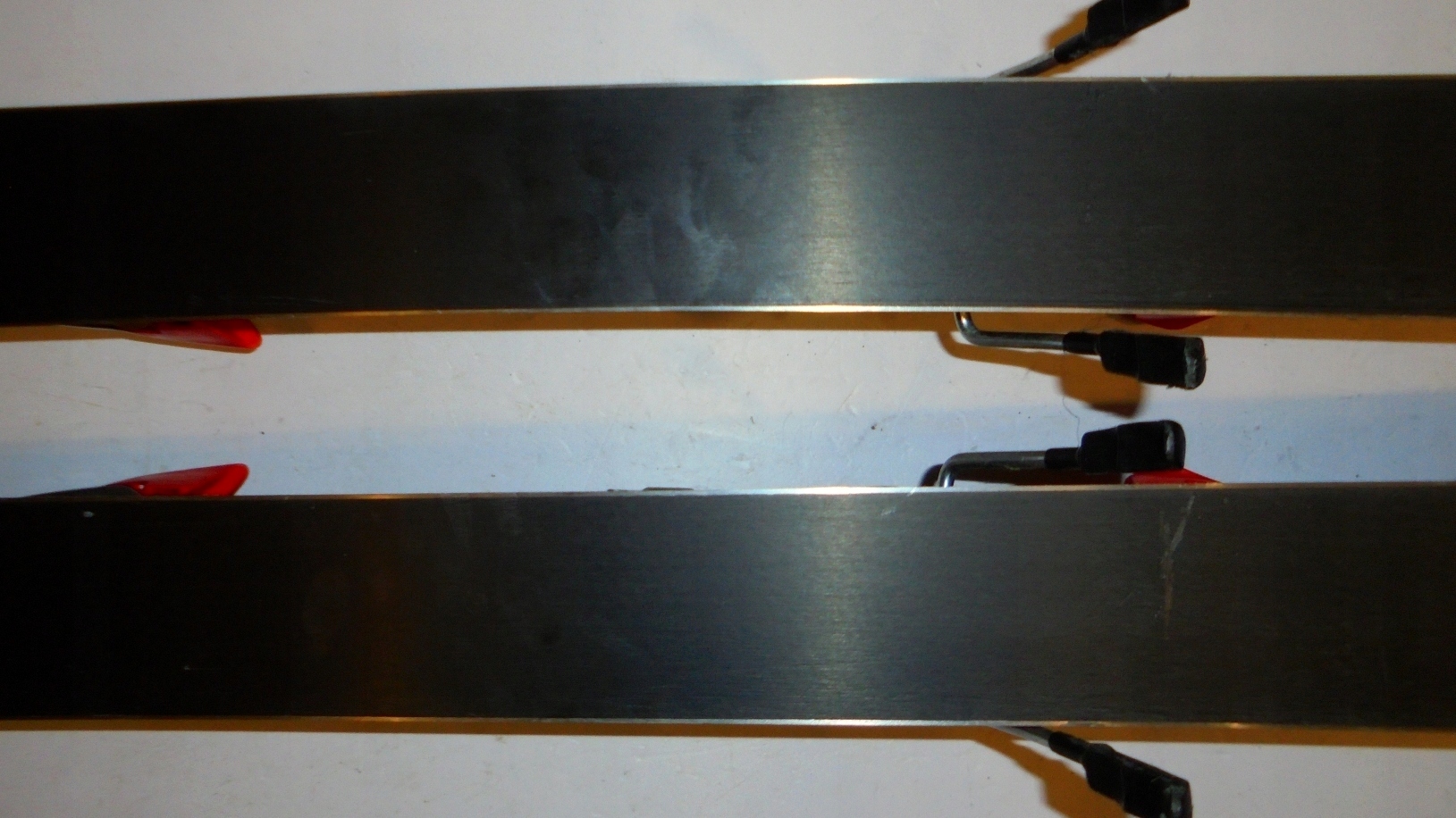 Narty VOLKL RACETIGER 06 GS RACING dł. 170 cm Kolor dominujący pomarańcze i czerwienie