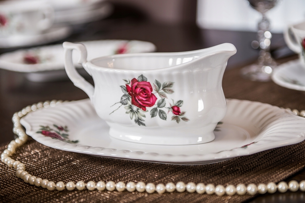 CHODZIEŻ IWONA B826 SERWIS OBIADOWY dla 12 os 44 el BORDOWA RÓŻA PORCELANA