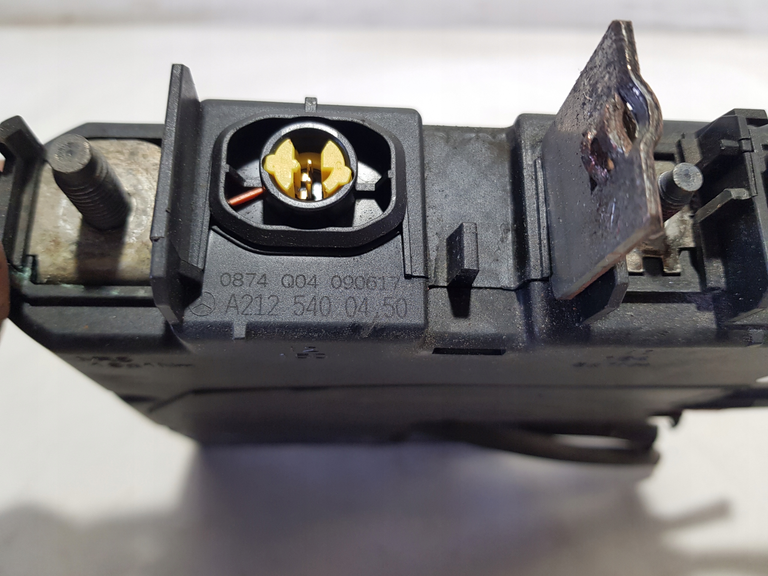 module terminal plus MERCEDES W212 NABOJ PIROTECHNICZNY 2125400450