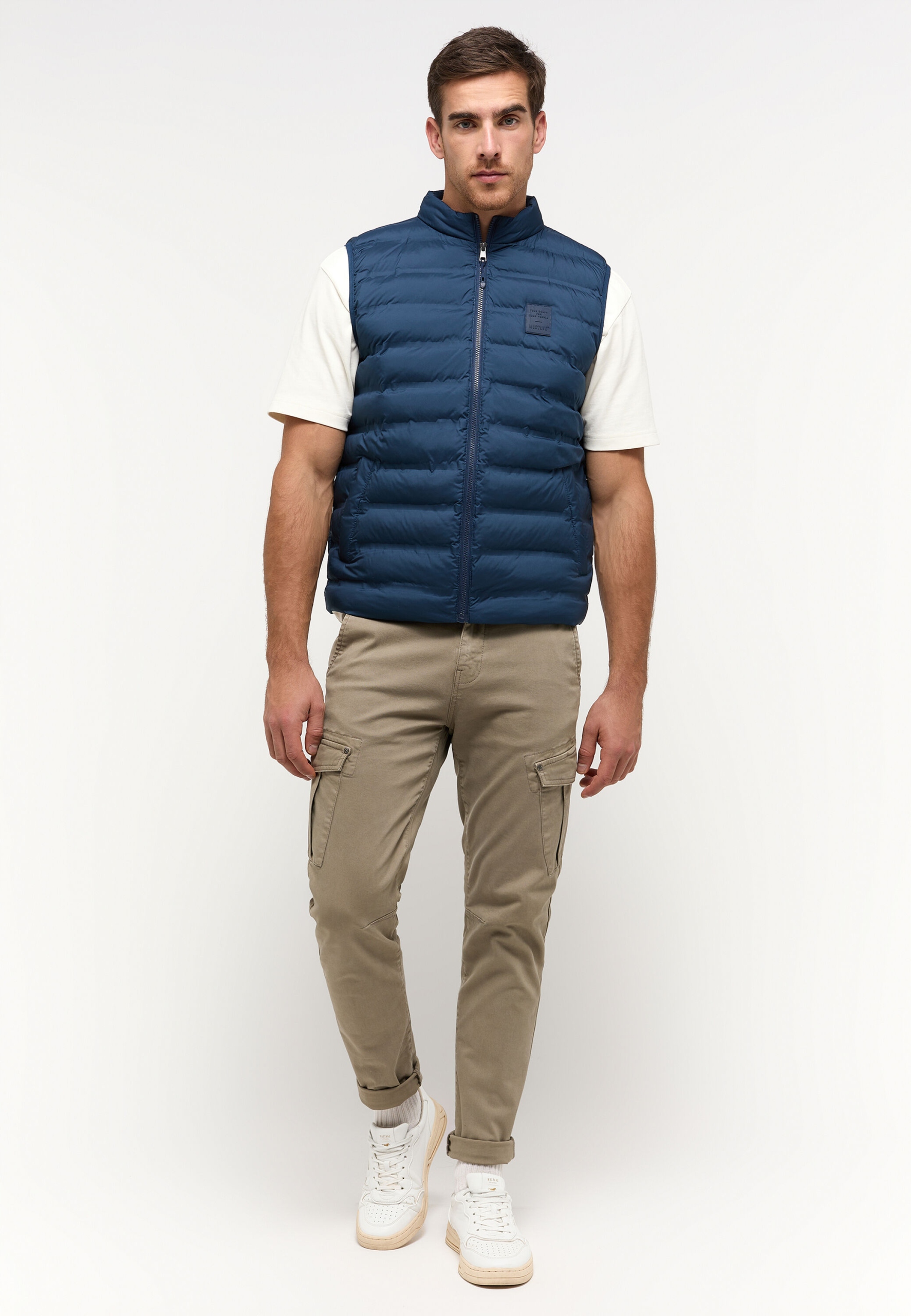 MUSTANG MĘSKI GRANATOWY BEZRĘKAWNIK PIKOWANA KAMIZELKA XL Kolor niebieski