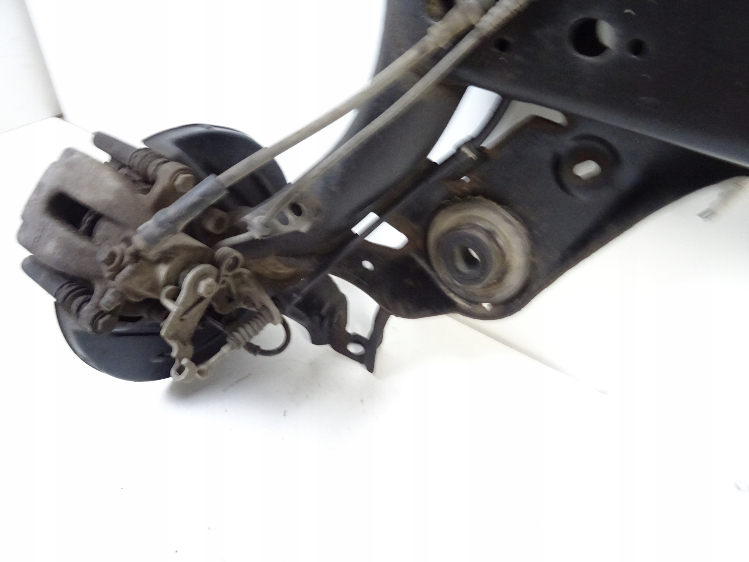 SEAT LEON III 3 KOMBI 1.6 TDI BELKA ZAWIESZENIA TYŁ TARCZE 2012-2020 Typ samochodu Samochody osobowe