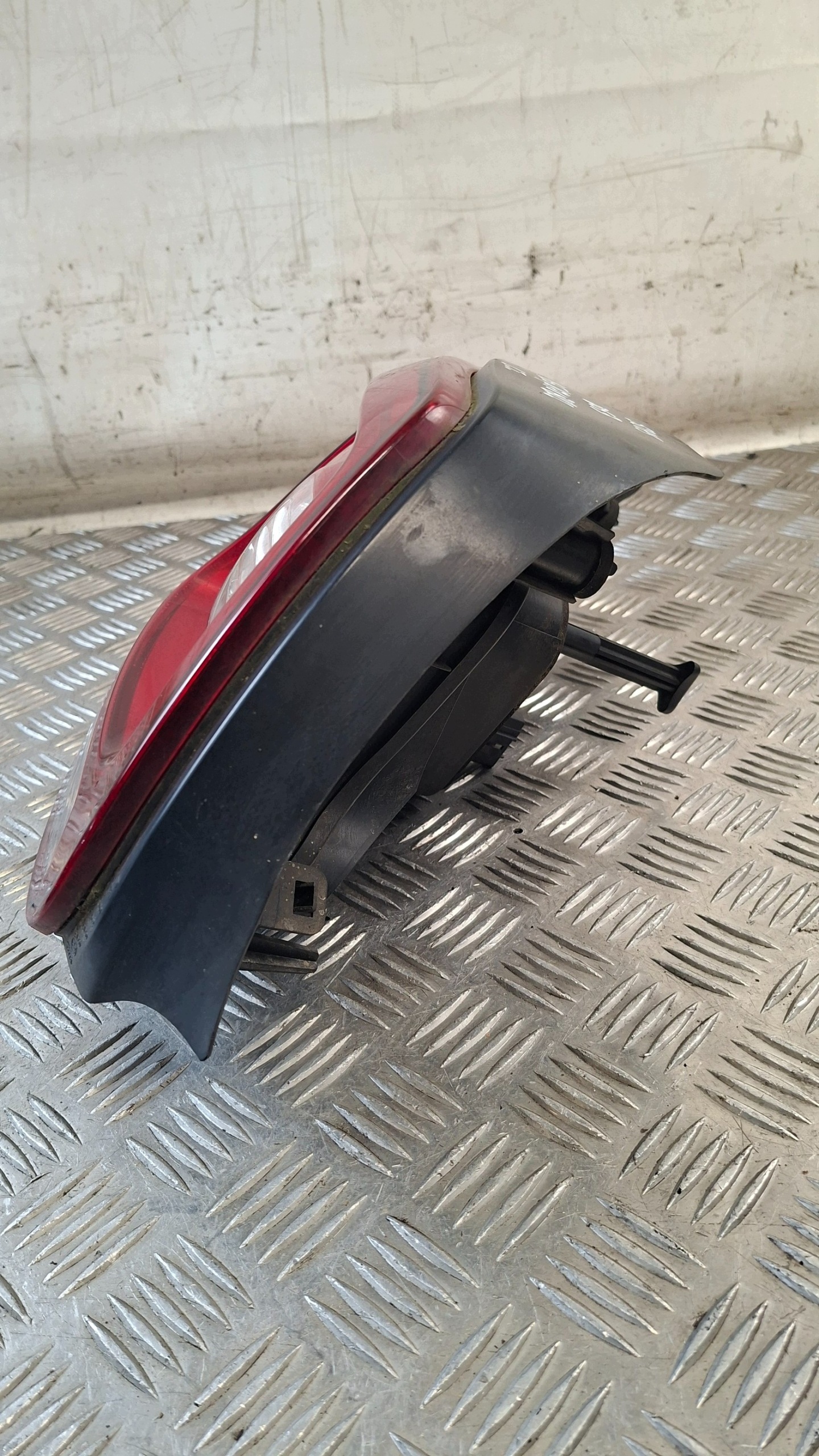 light left rear part CITROEN DS3