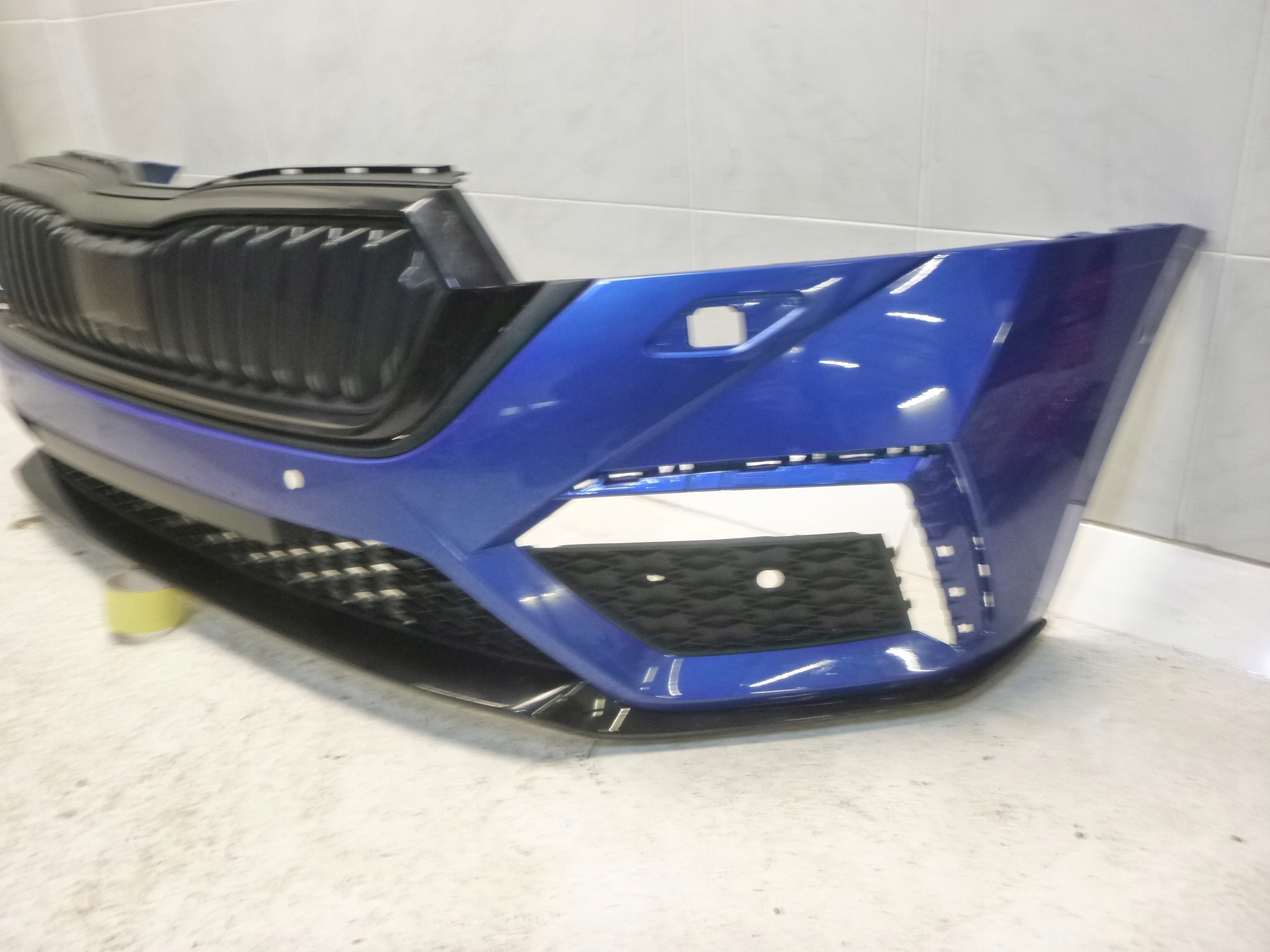 SKODA OCTAVIA IV 4 RS bumper front grill front