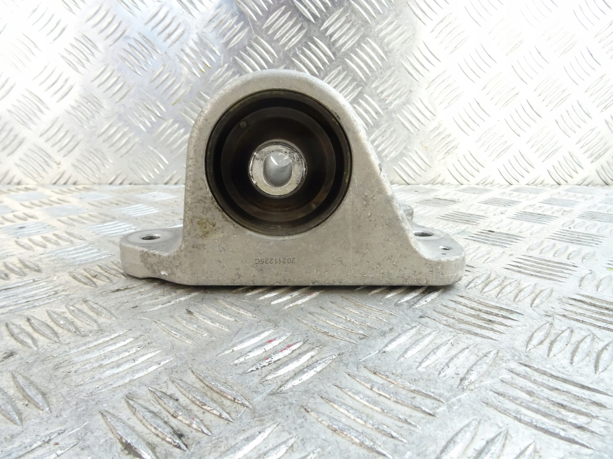 RENAULT MEGANE 5 V E-TECH support holder KOMPRESORA 119105MZ0A