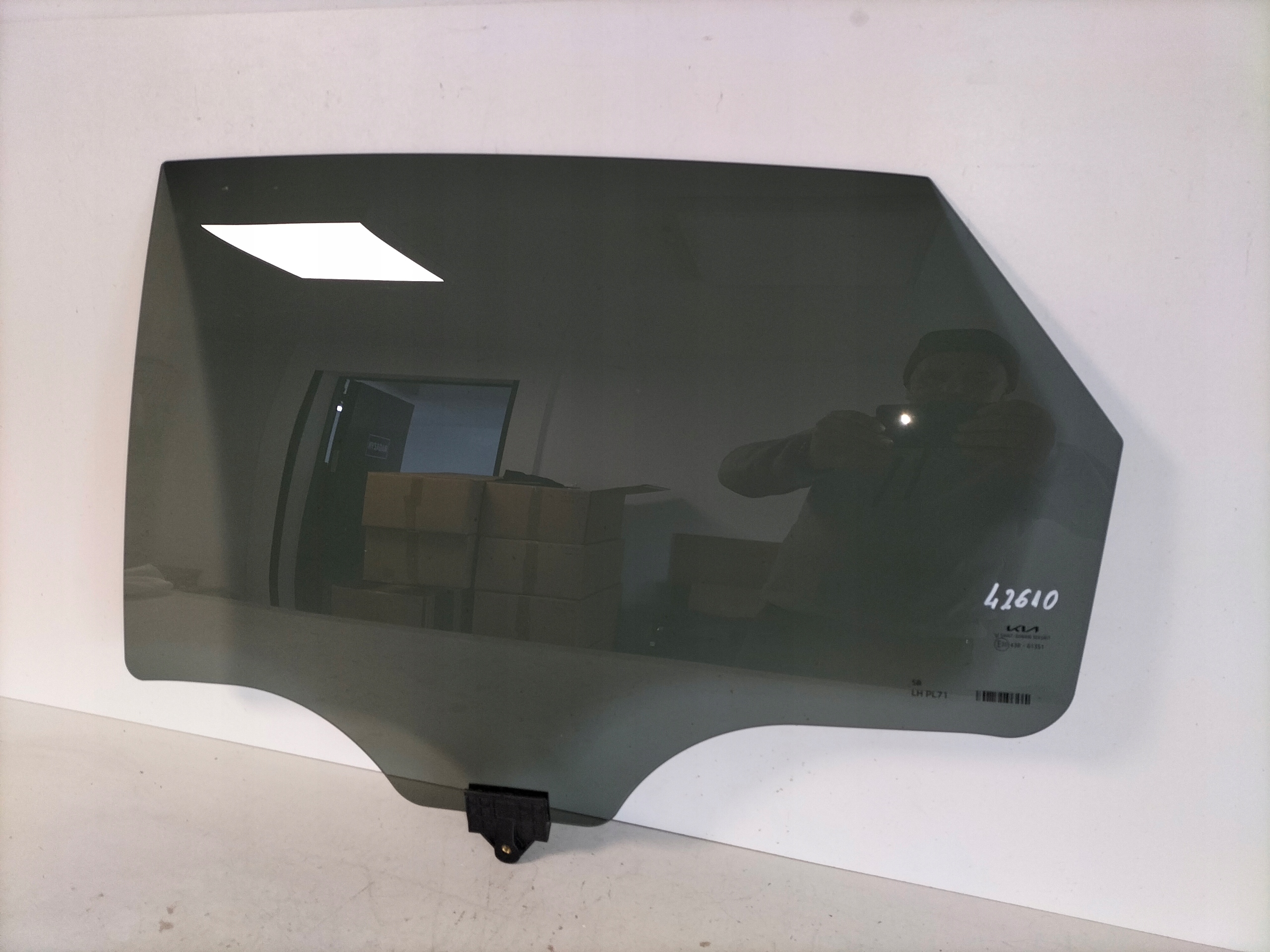 window side door rear rear part left KIA PROCEED III 18- PRO CEED