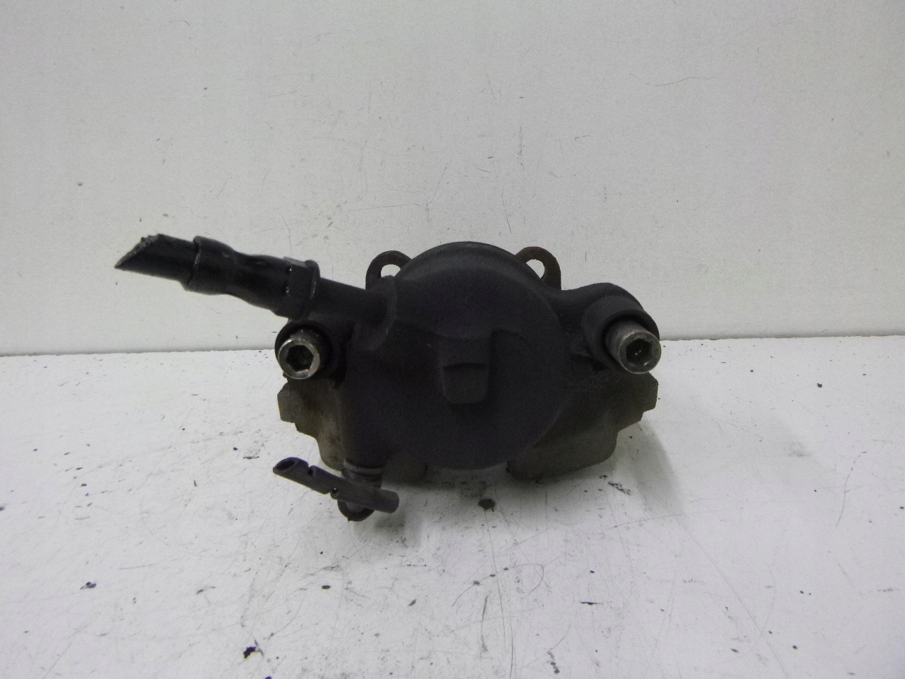 caliper brake front BMW E46 2.2 Kombi 02r.