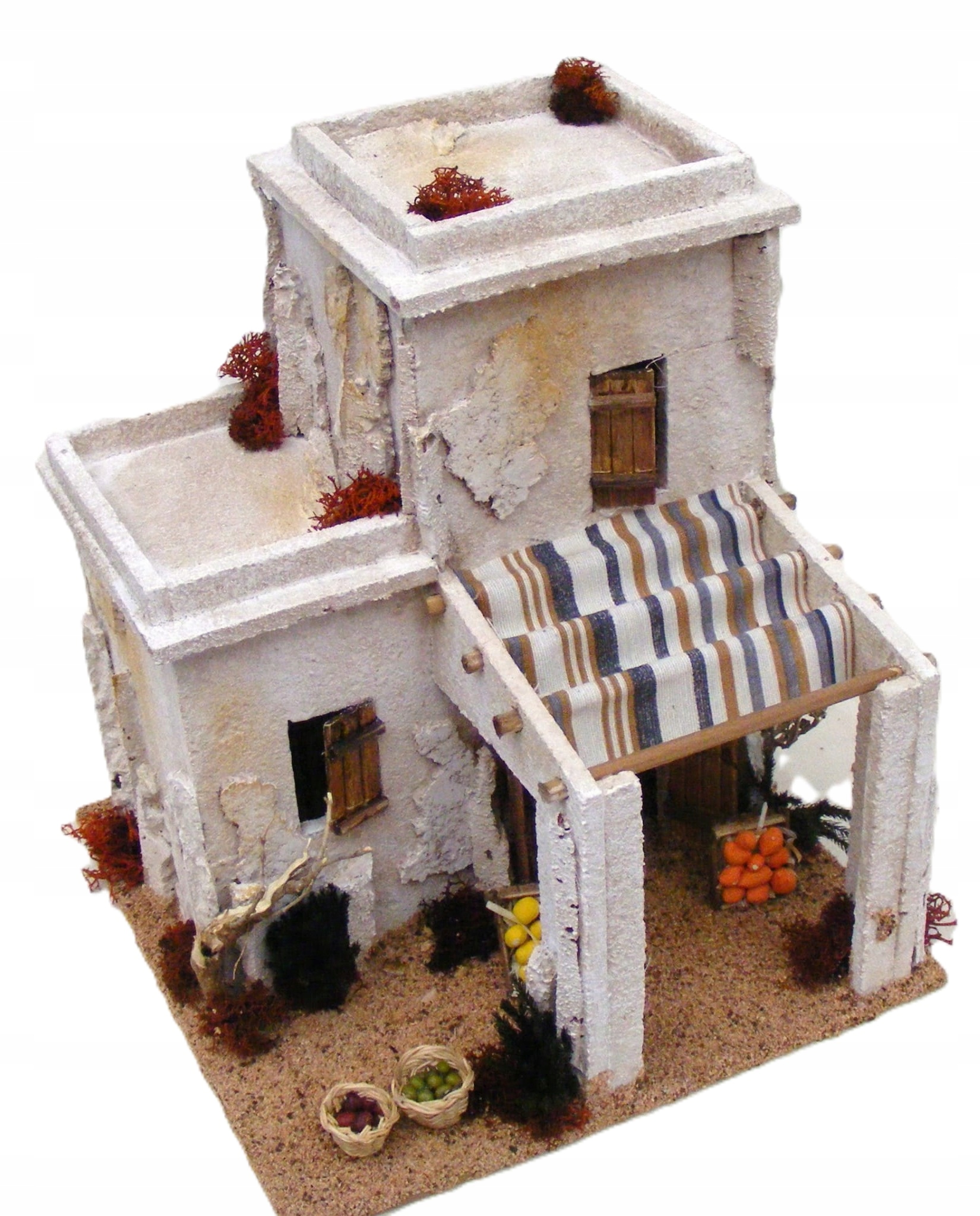 Orientálny domček s markízou a ovocím do betlehema vysoký 26 cm