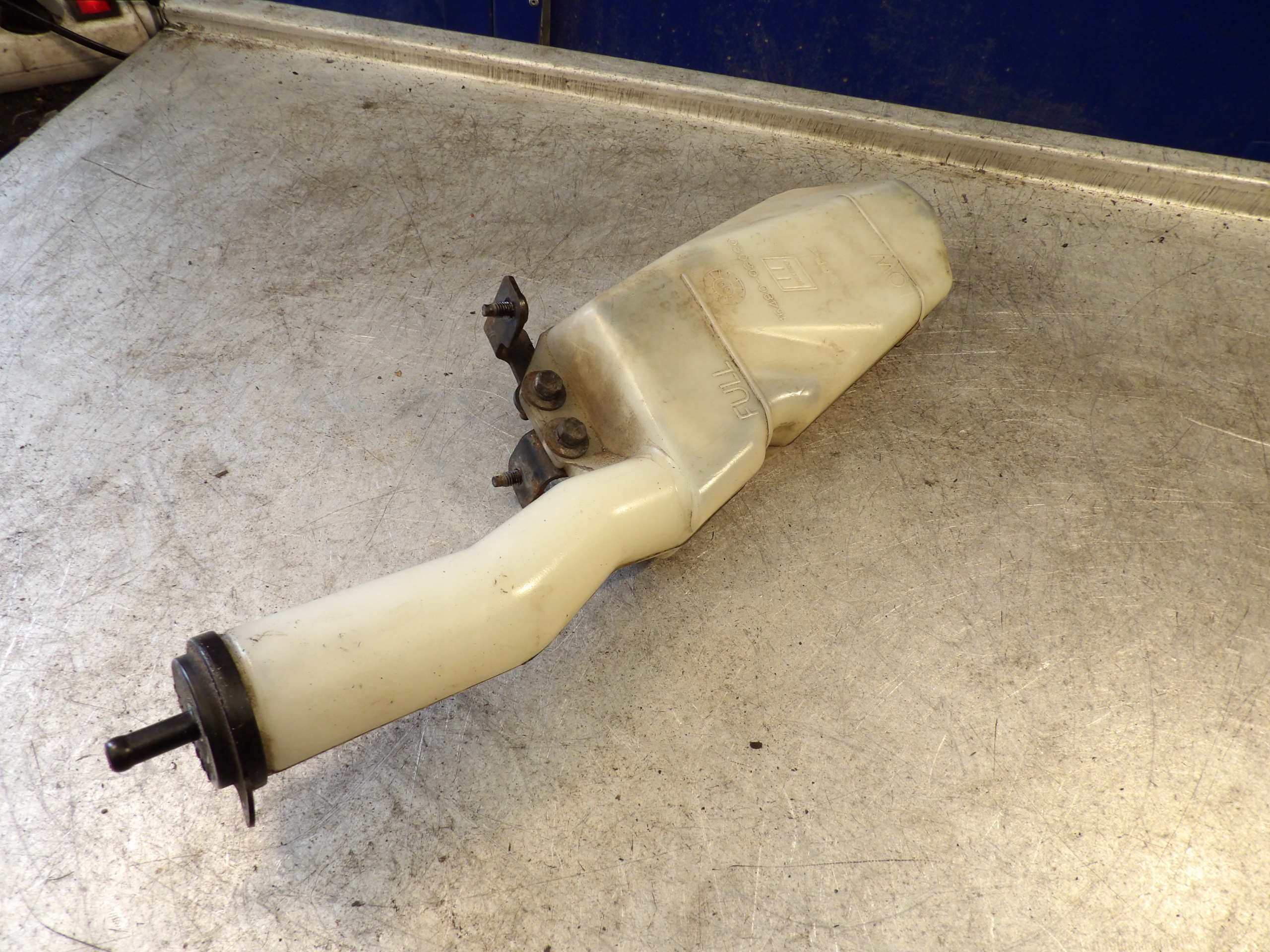 TOYOTA COROLLA VIII - Réservoir eau 16480-02090