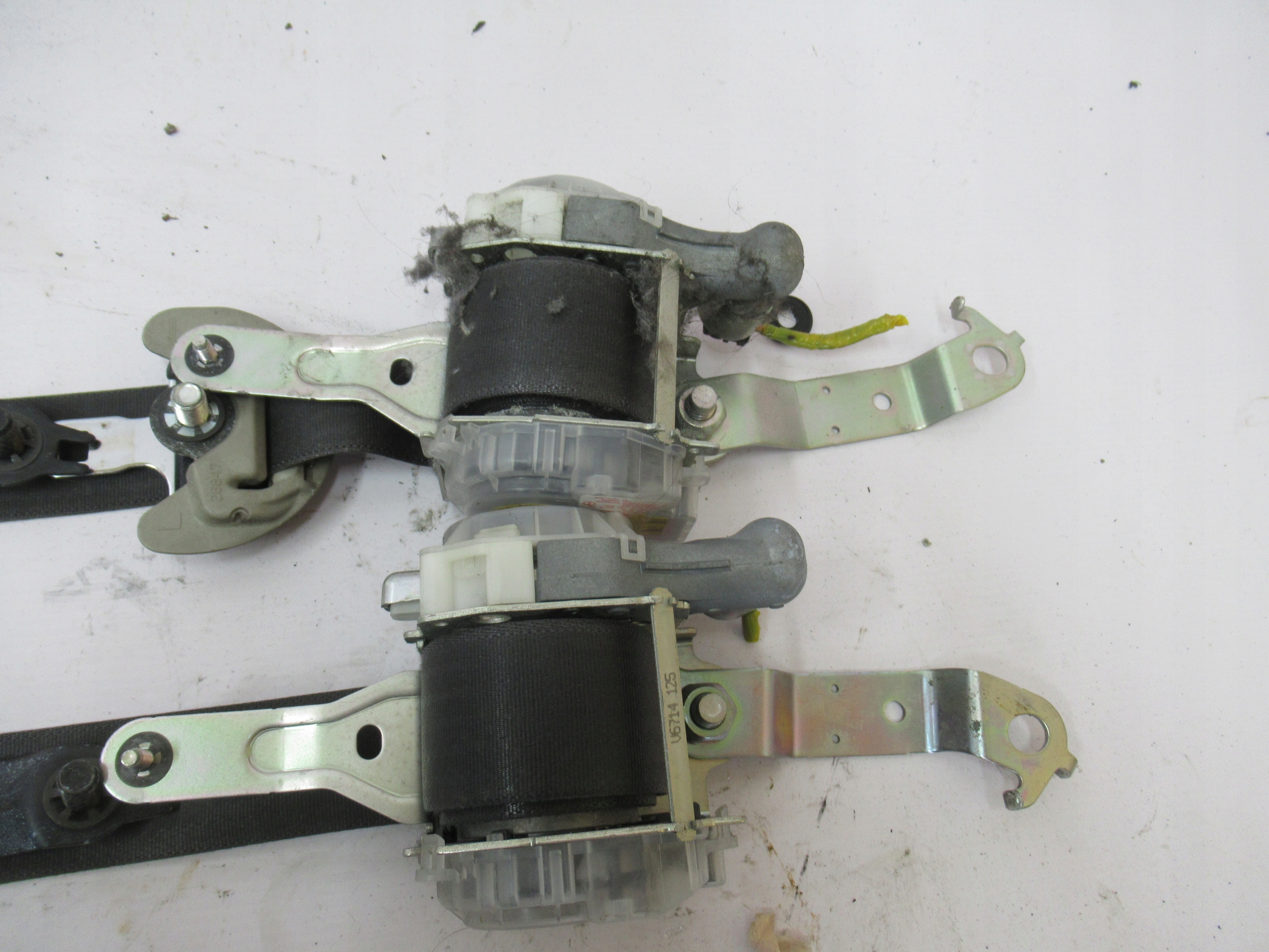 GURTEN SPANNER LINKS RECHTS SUBARU OUTBACK III