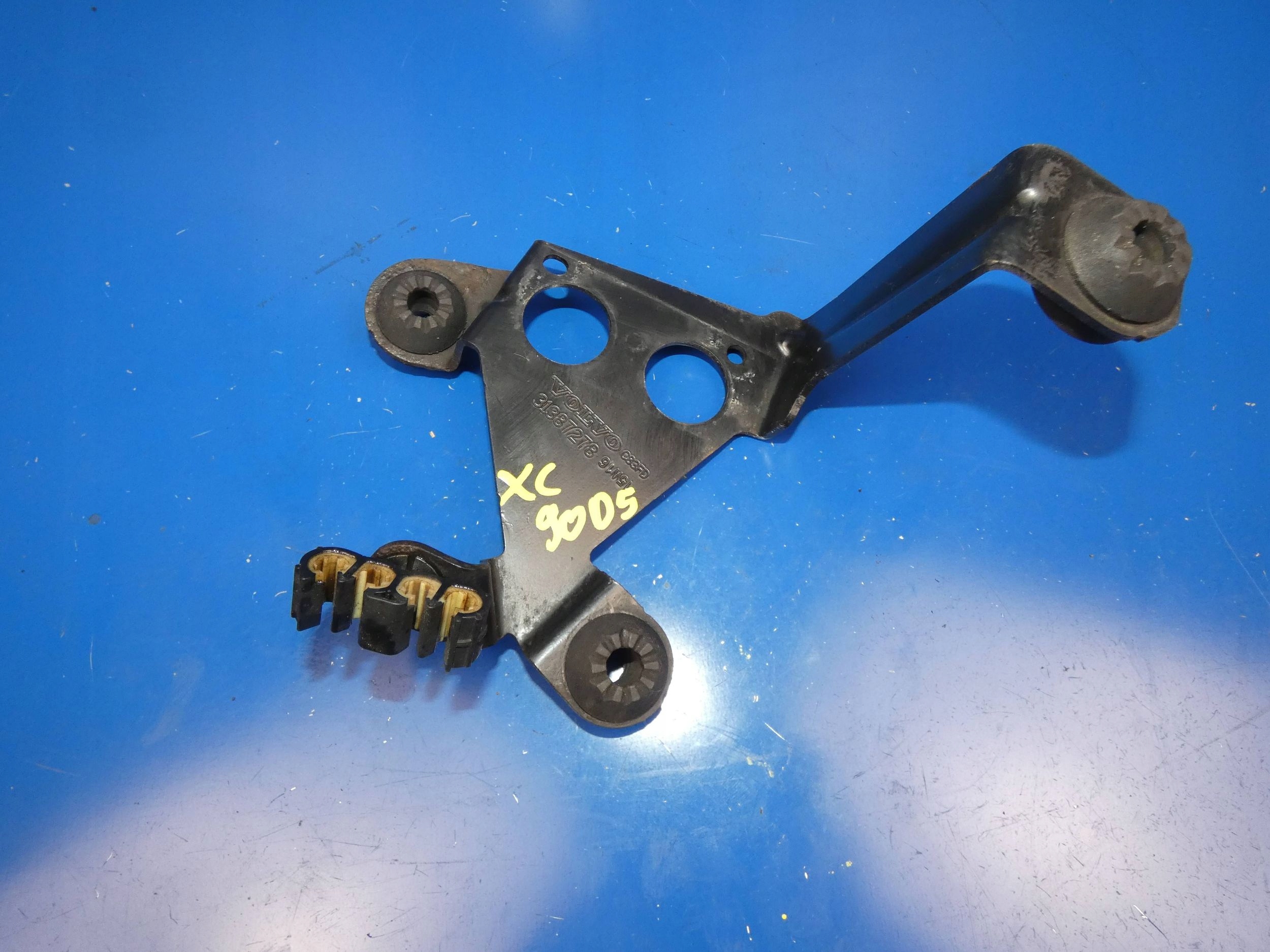 VOLVO XC90 II XC60 II holder bracket POMPY ABS